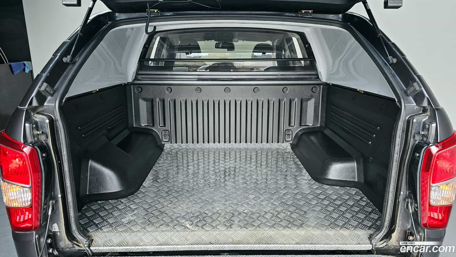 Rexton KG Mobility 2018.7-OPTION-024