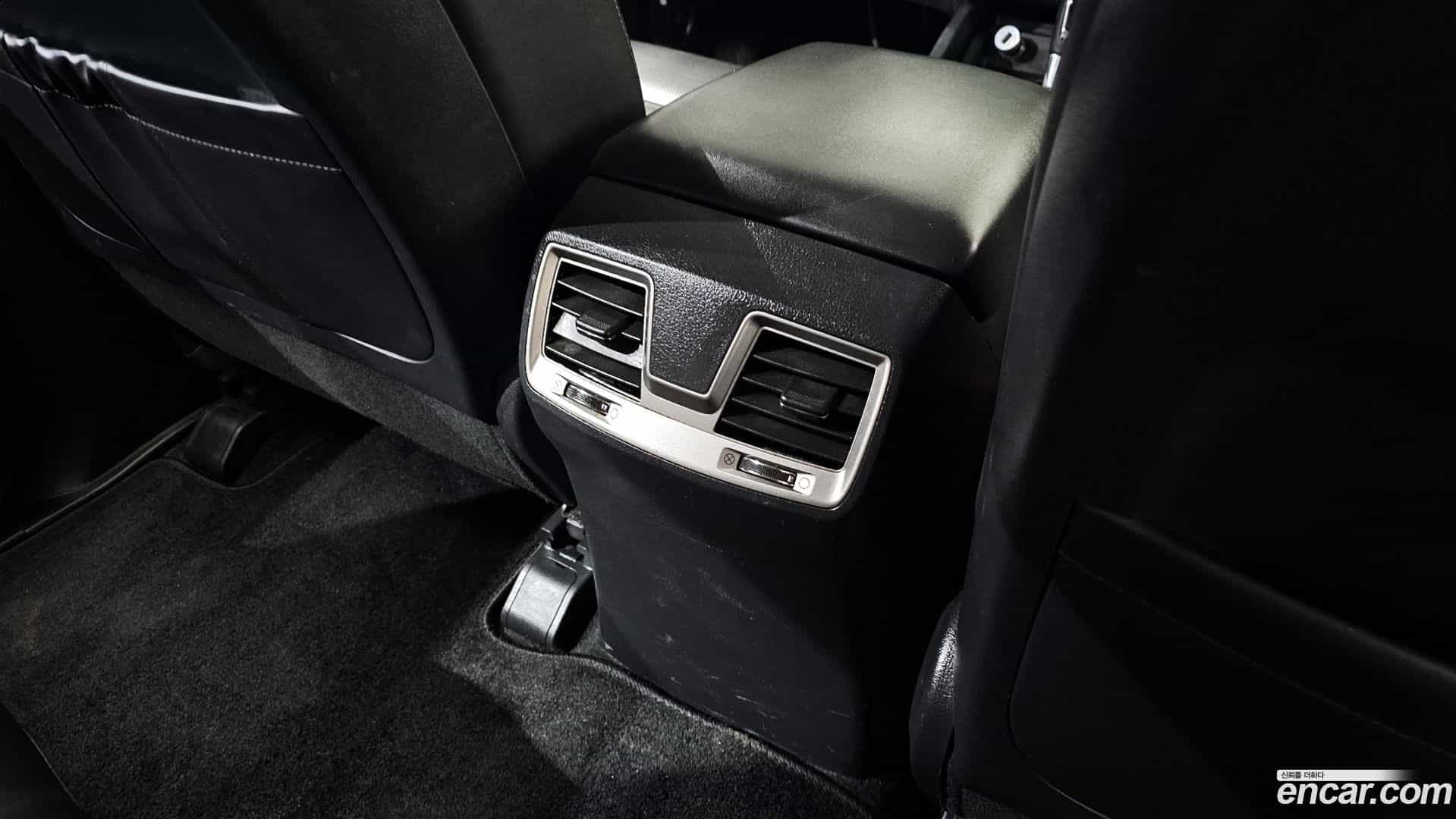 Rexton KG Mobility 2018.7-OPTION-044