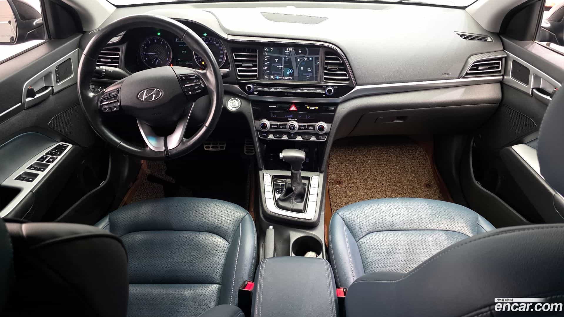 AVANTE Hyundai 2019.0-INNER-007