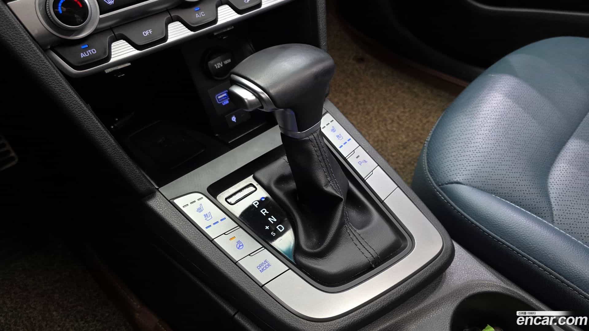 AVANTE Hyundai 2019.0-INNER-009