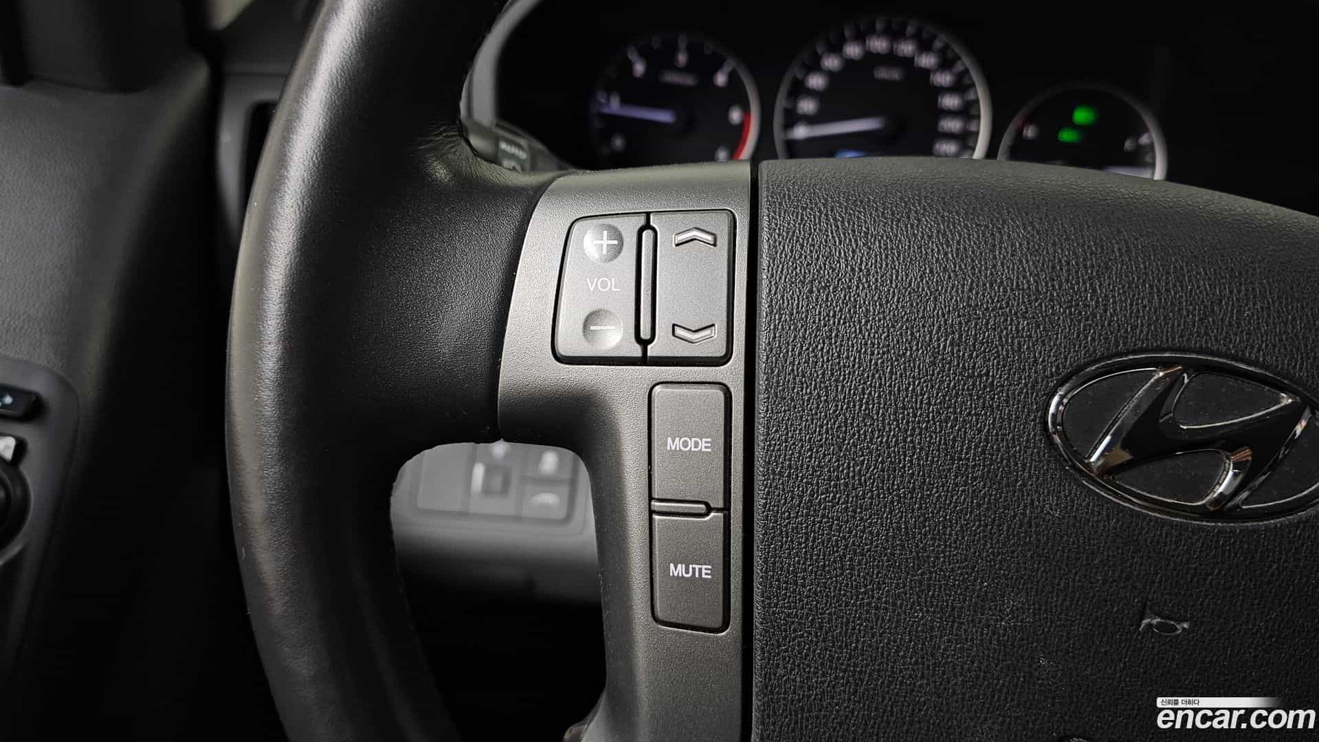 Starex Hyundai 2017.4-INNER-036