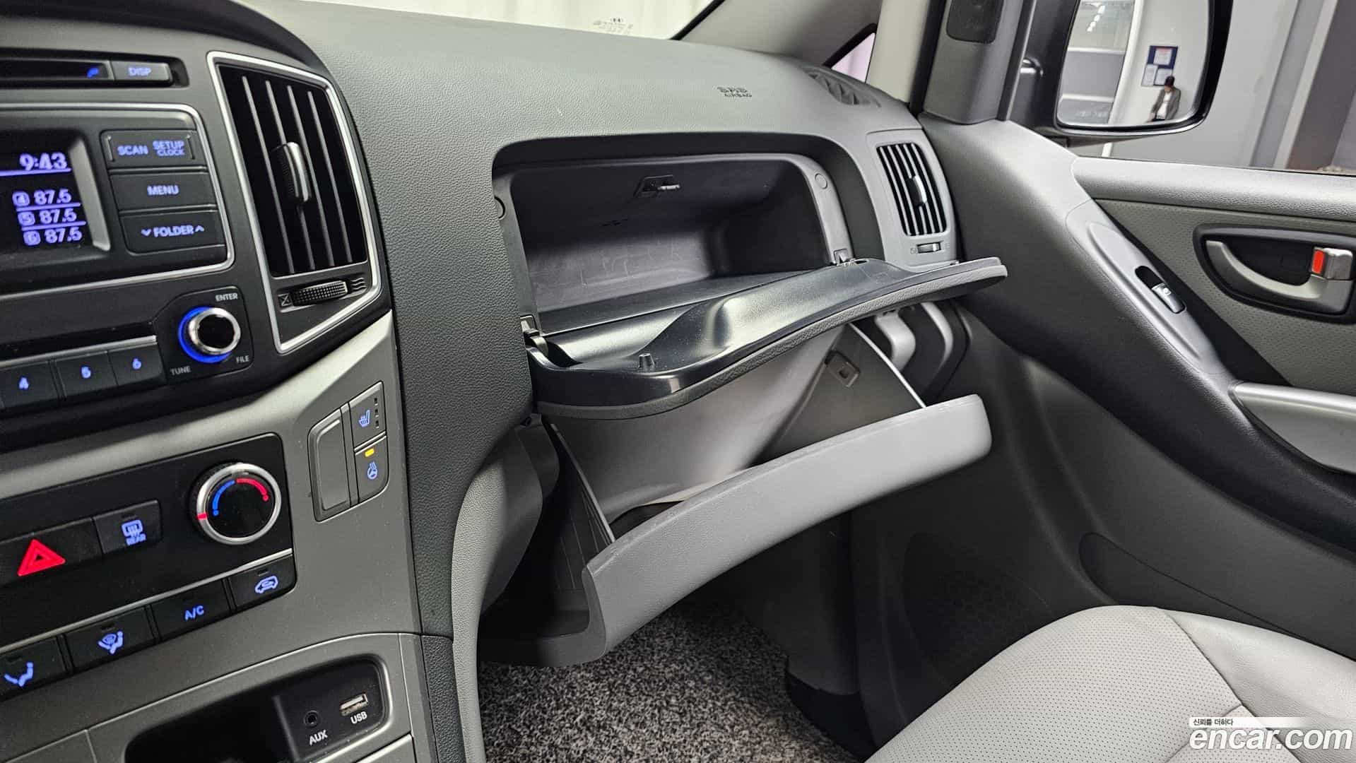 Starex Hyundai 2017.4-OPTION-045