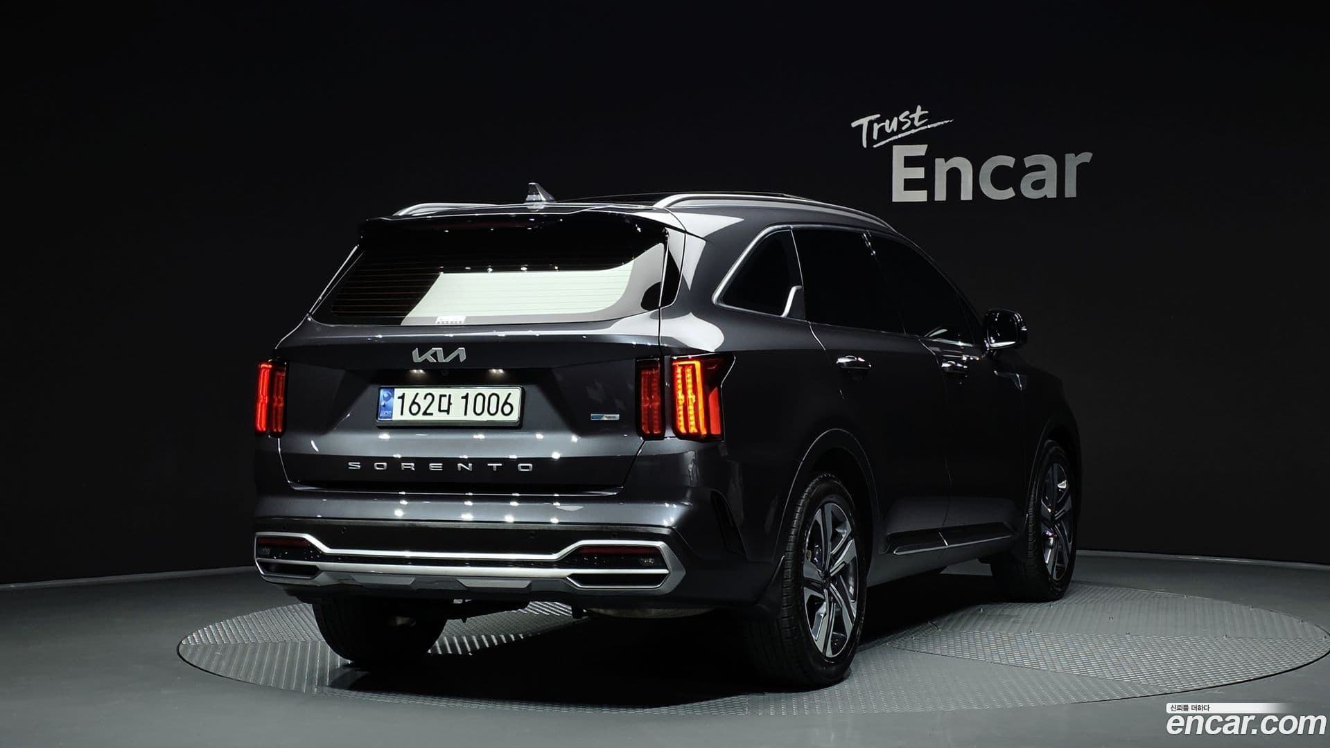 Main__Slider__Photo:Sorento Kia 2021.7-1