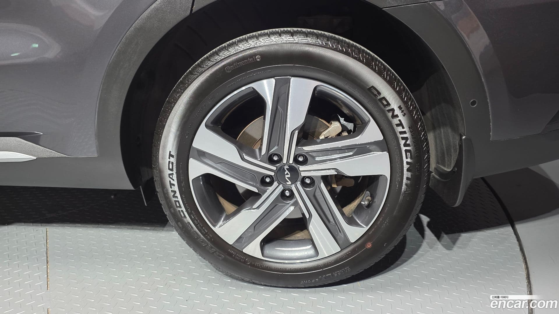 Main__Slider__Photo:Sorento Kia 2021.7-20