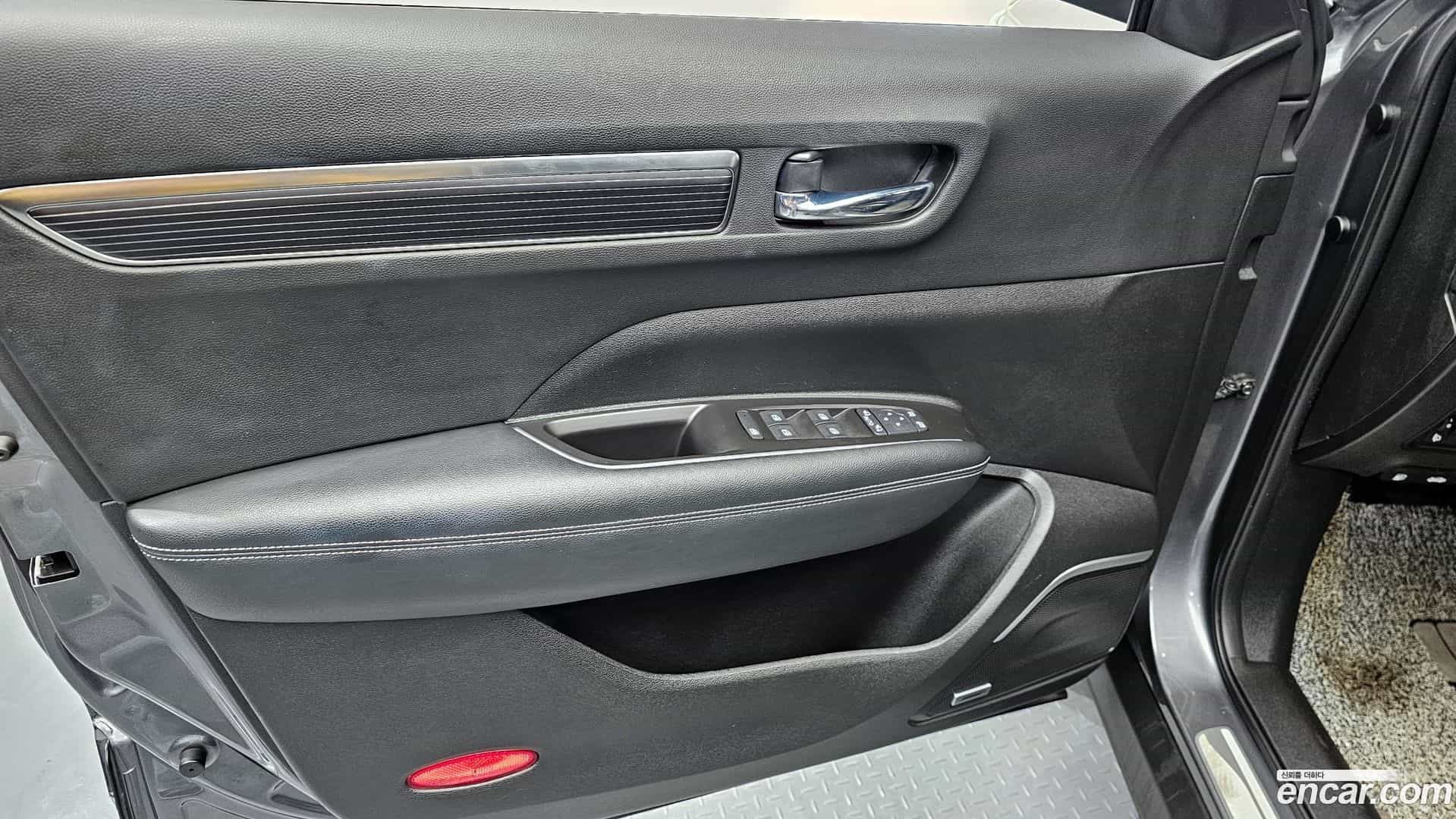QM6 Renault Korea 2021.6-INNER-034