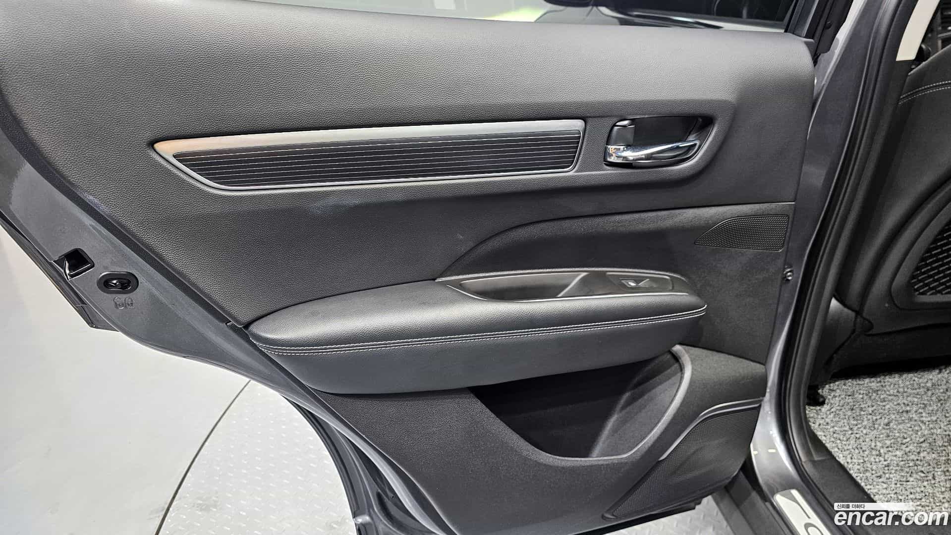 QM6 Renault Korea 2021.6-INNER-035