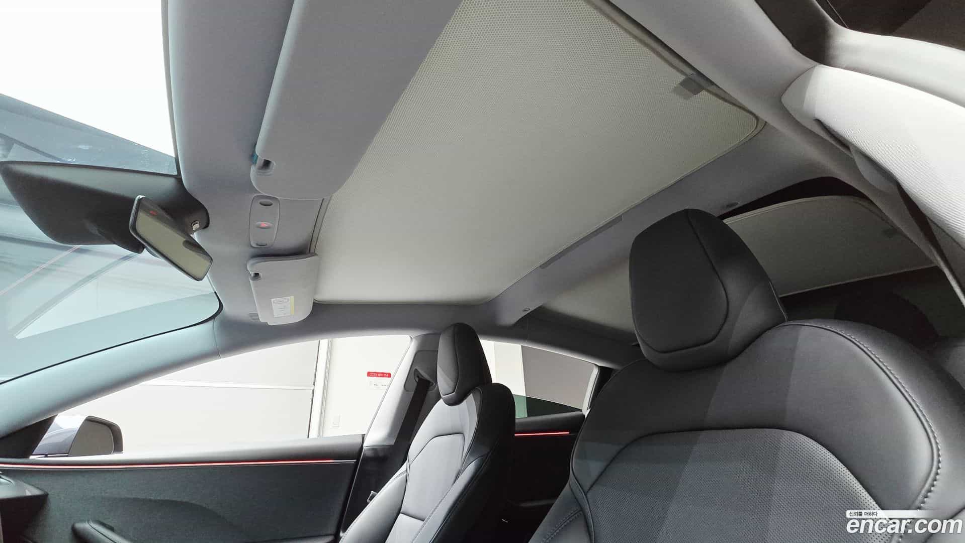 Model 3 Tesla 2025.2-OPTION-024