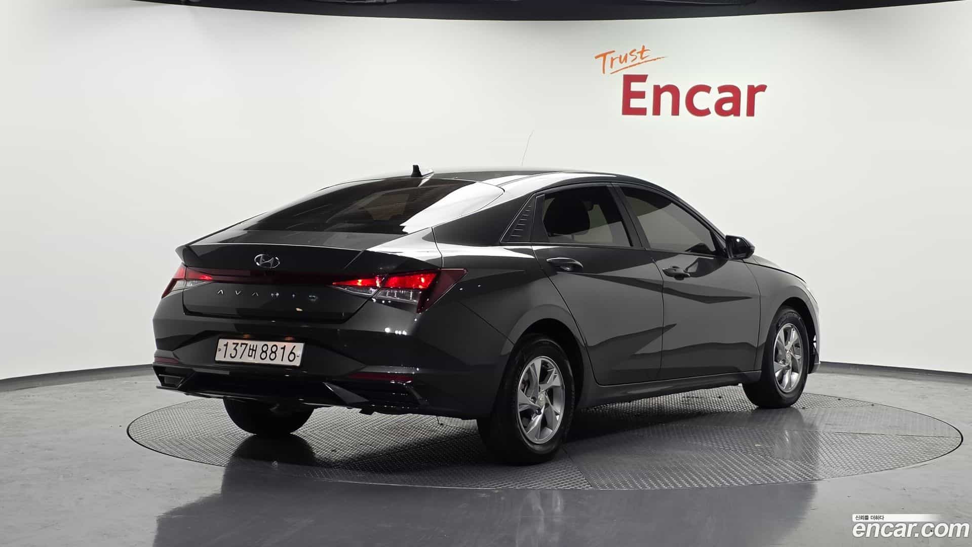 AVANTE Hyundai 2022.2-OUTER-002