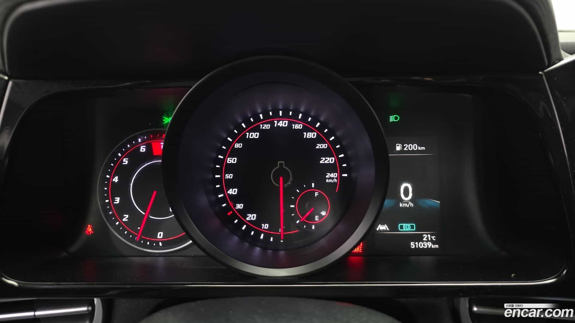 AVANTE Hyundai 2022.2-INNER-008