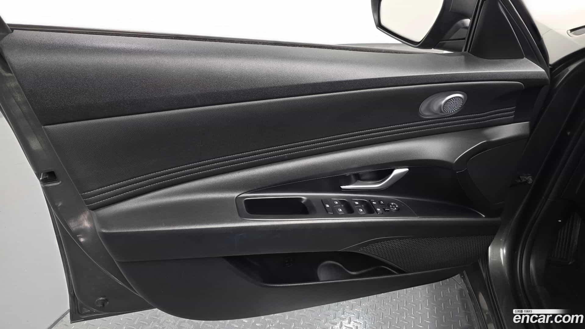 AVANTE Hyundai 2022.2-INNER-034