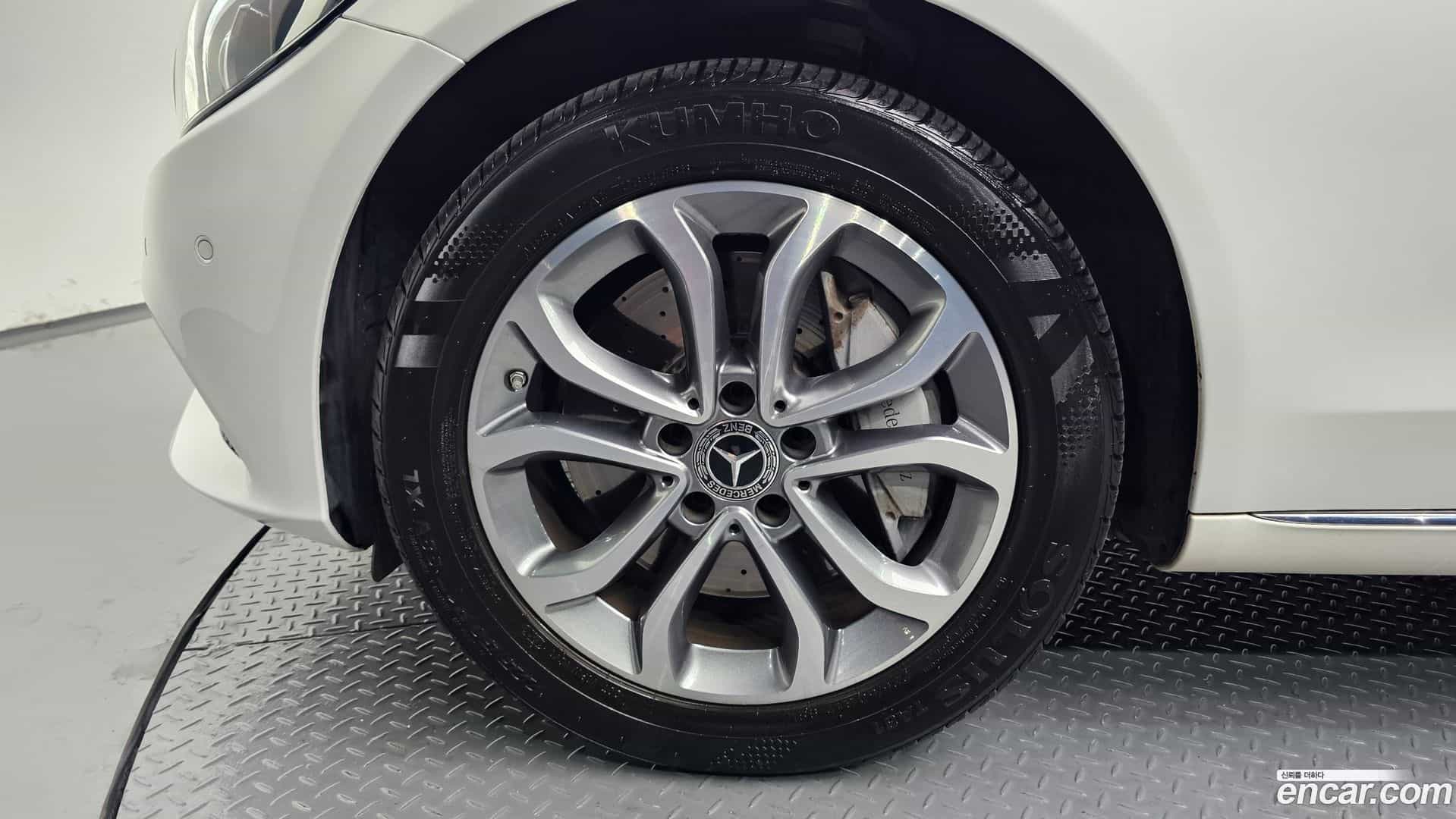 C-Class Mercedes-Benz 2018.11-OUTER-005