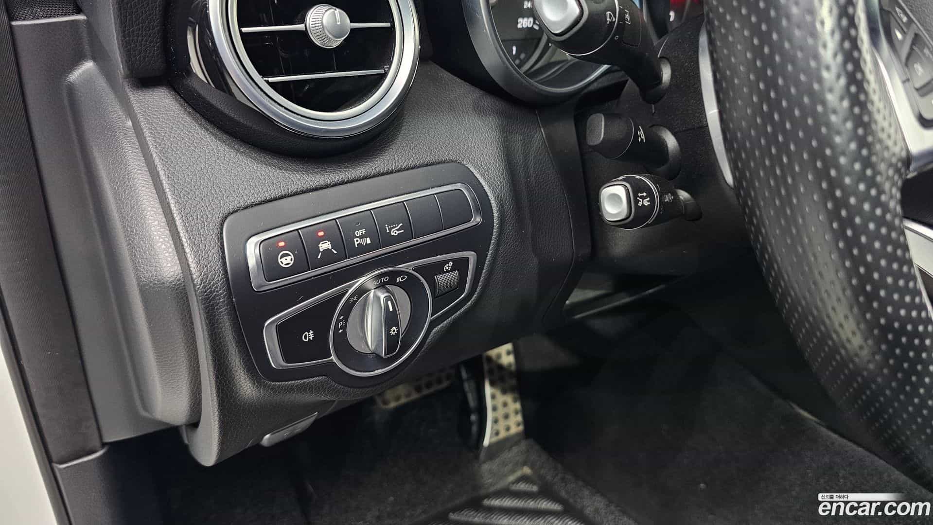 C-Class Mercedes-Benz 2018.11-OPTION-022