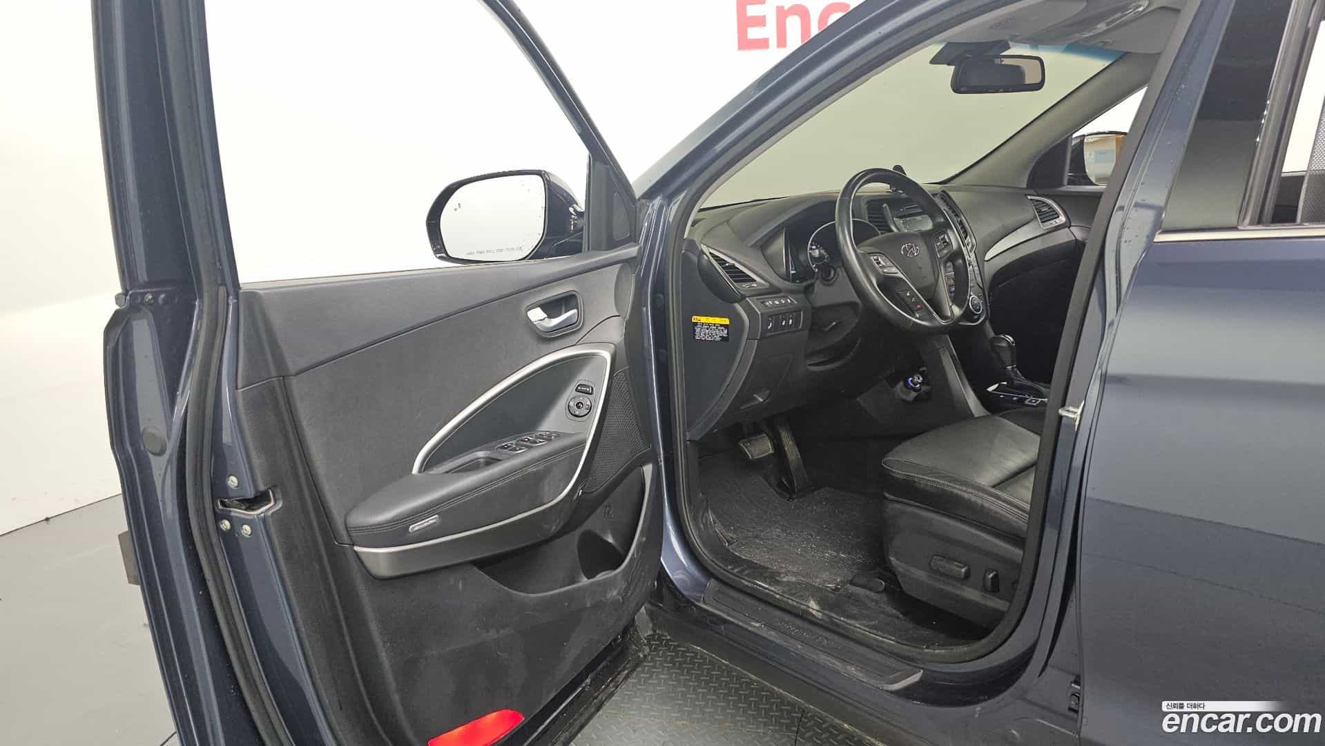 Santafe Hyundai 2017.9-INNER-010