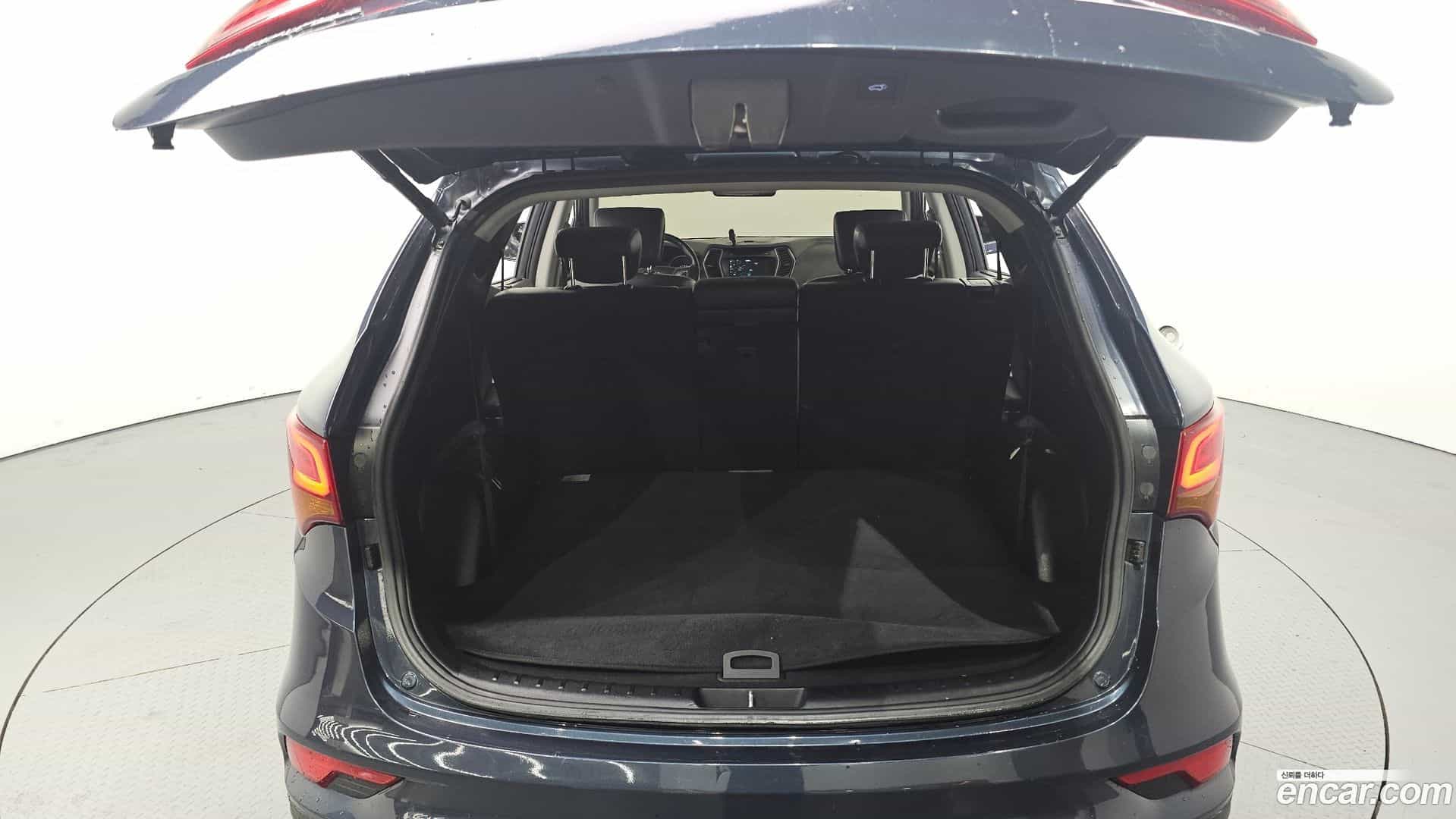 Santafe Hyundai 2017.9-OPTION-040