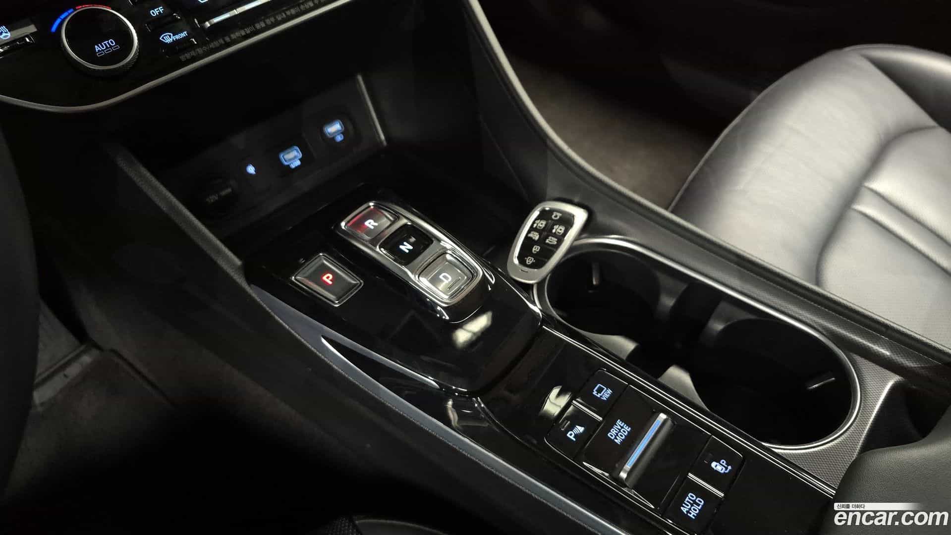 Sonata Hyundai 2019.4-INNER-009
