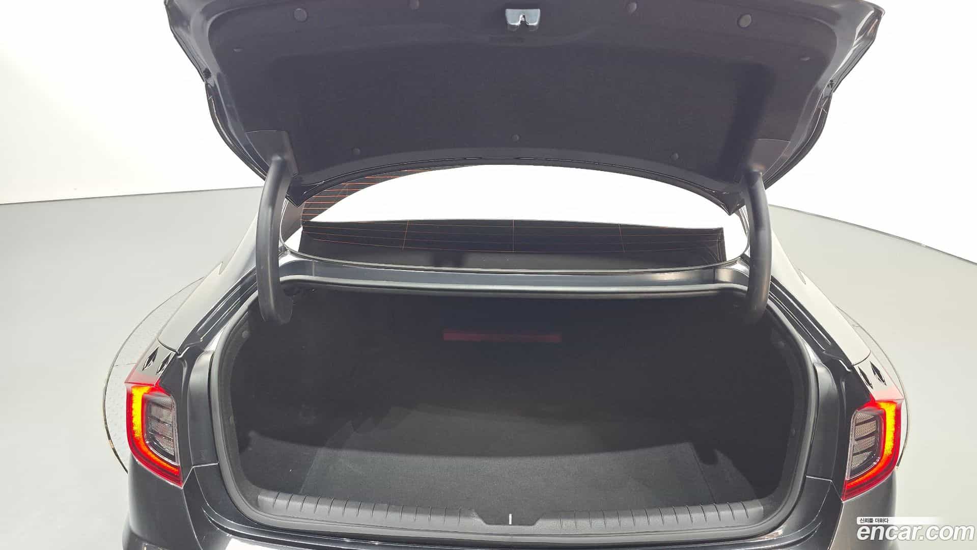 Sonata Hyundai 2019.4-OPTION-024