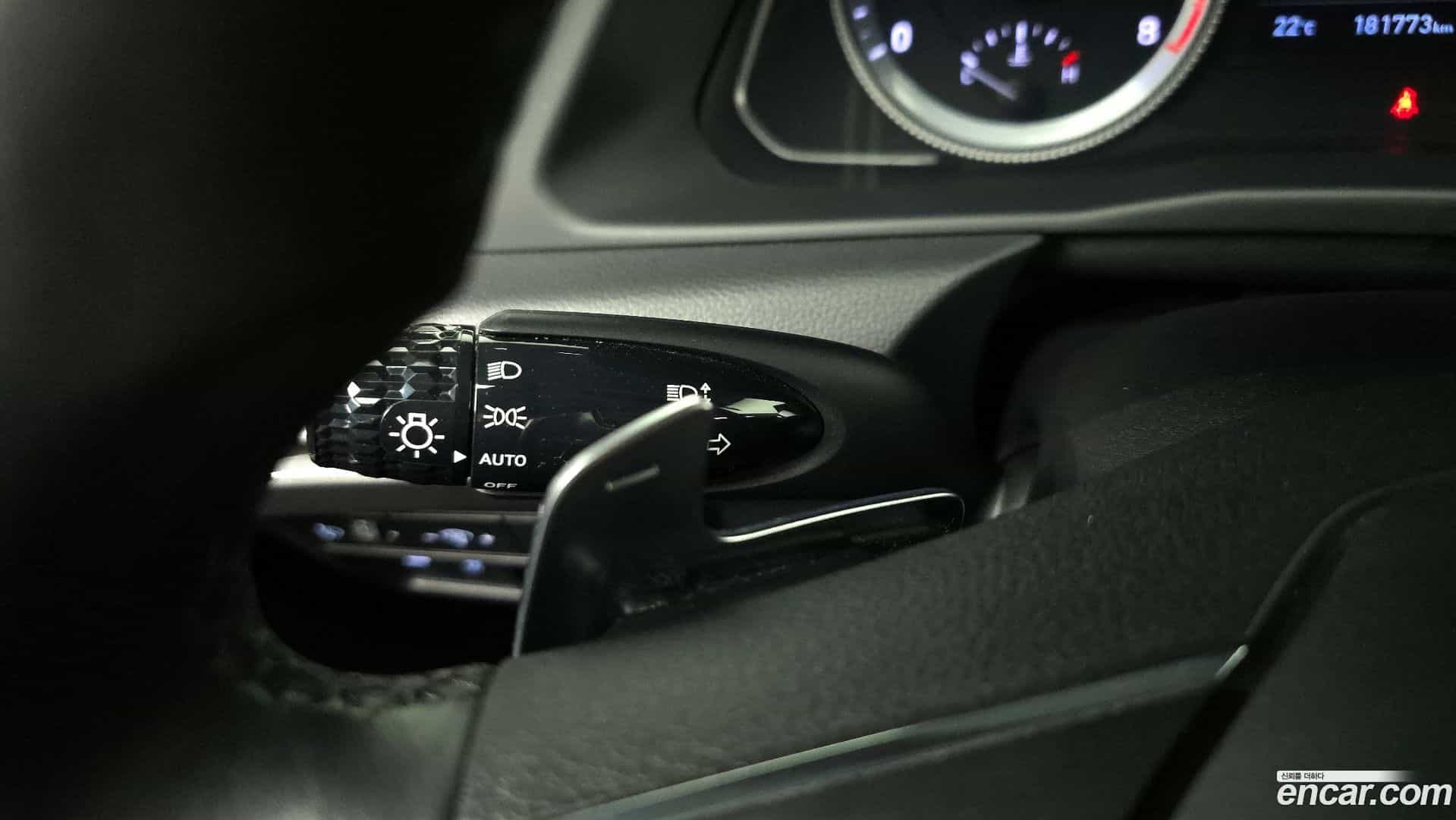 Sonata Hyundai 2019.4-OPTION-050