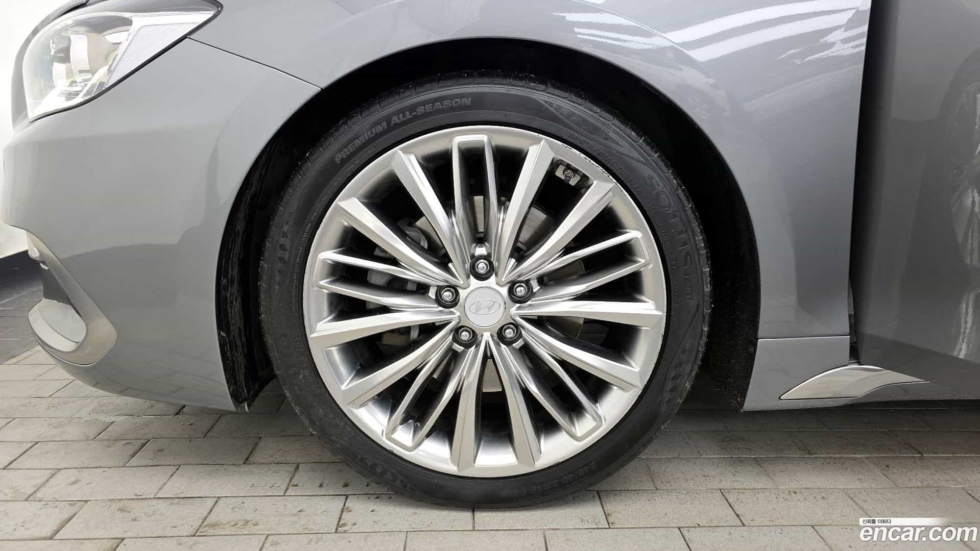 Grandeur Hyundai 2017.10-OUTER-005