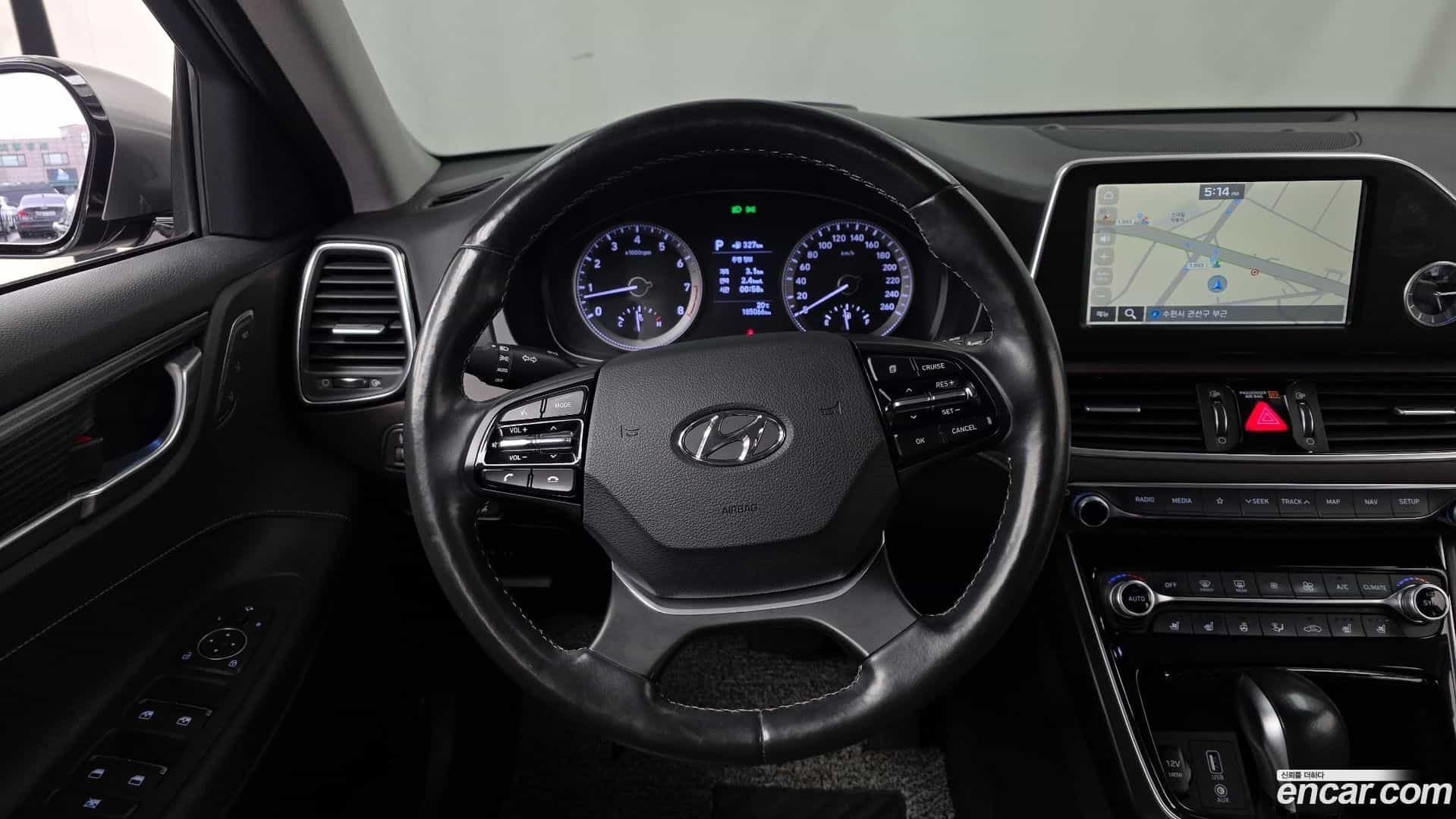 Grandeur Hyundai 2017.10-OPTION-017
