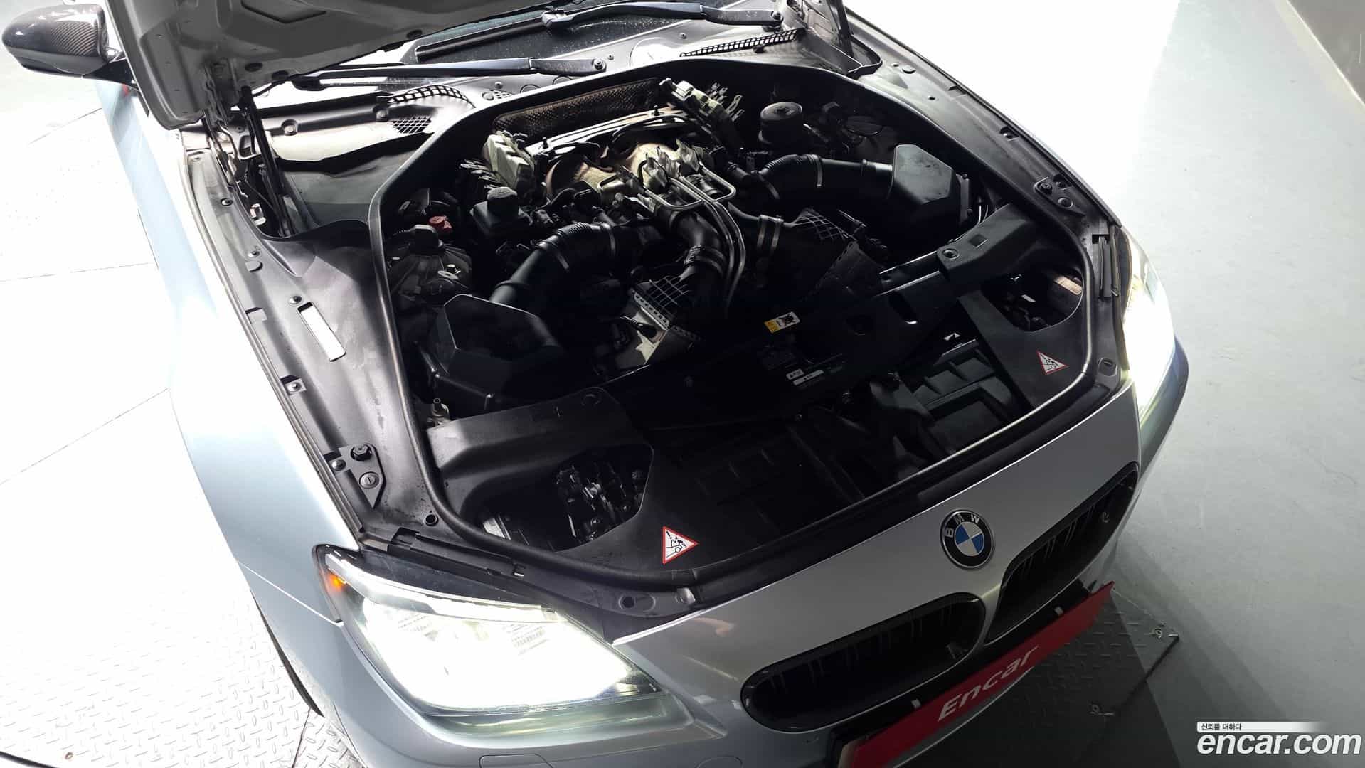M6 BMW 2013.11-OUTER-006