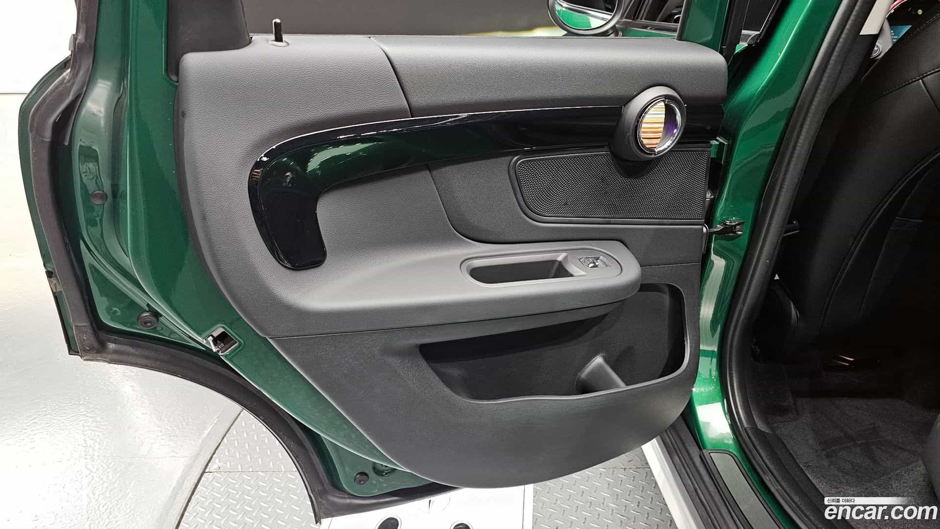 Countryman Mini 2023.5-INNER-035