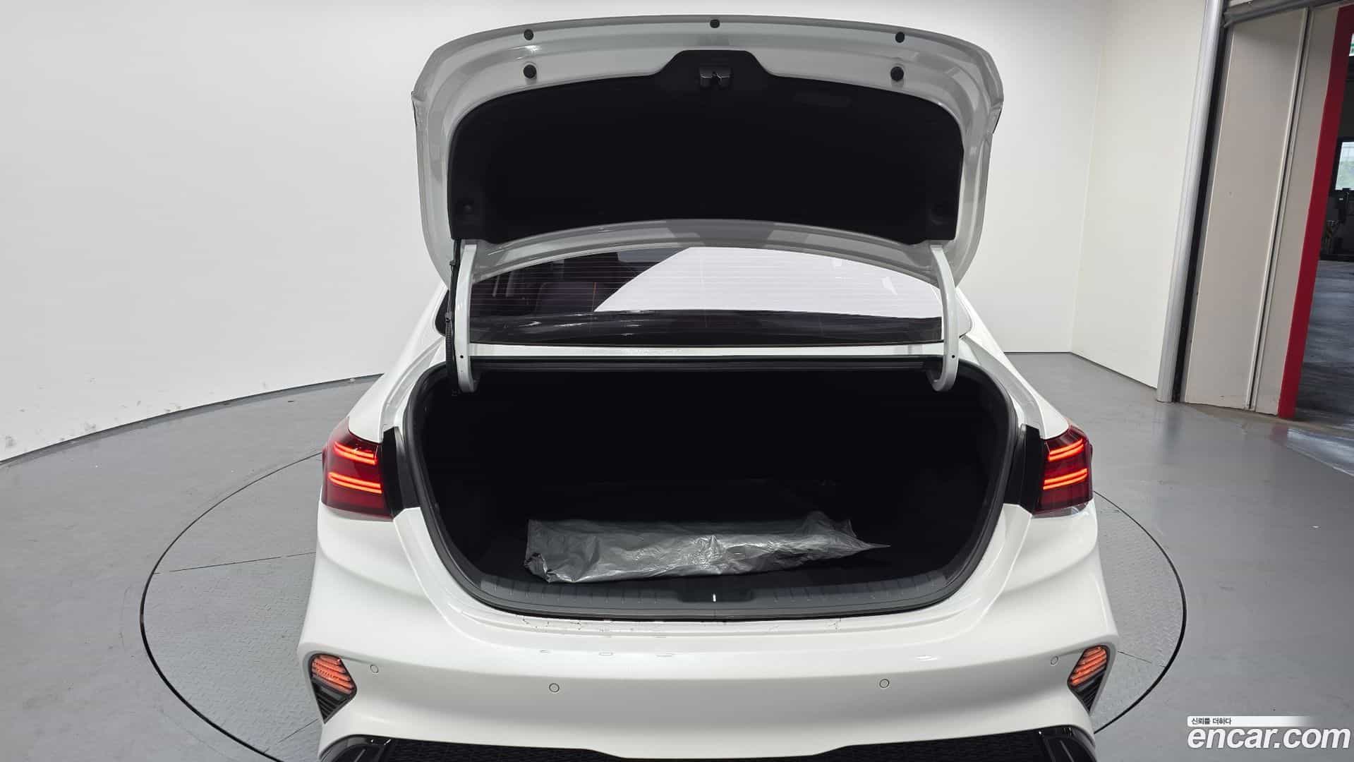 K3 Kia 2022.3-OPTION-024