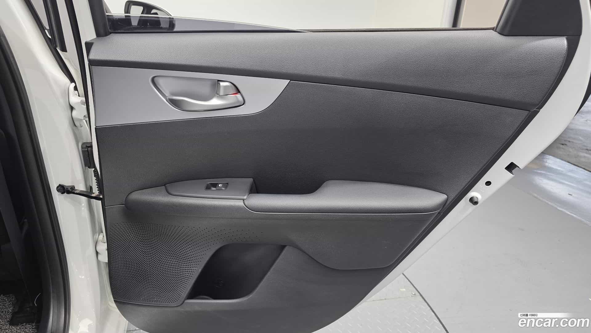 K3 Kia 2022.3-OPTION-043