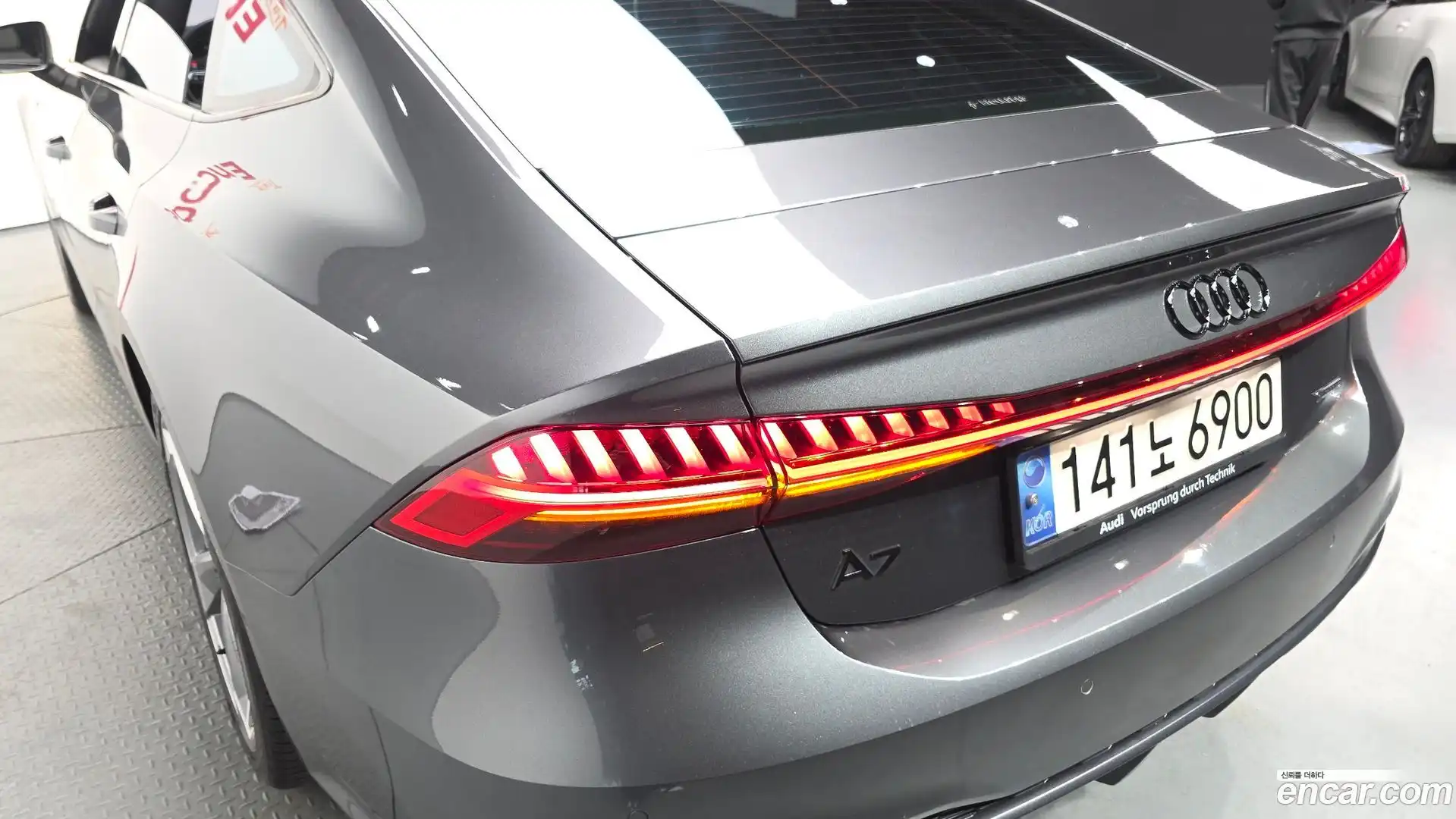A7 Audi 2022.2-OUTER-033