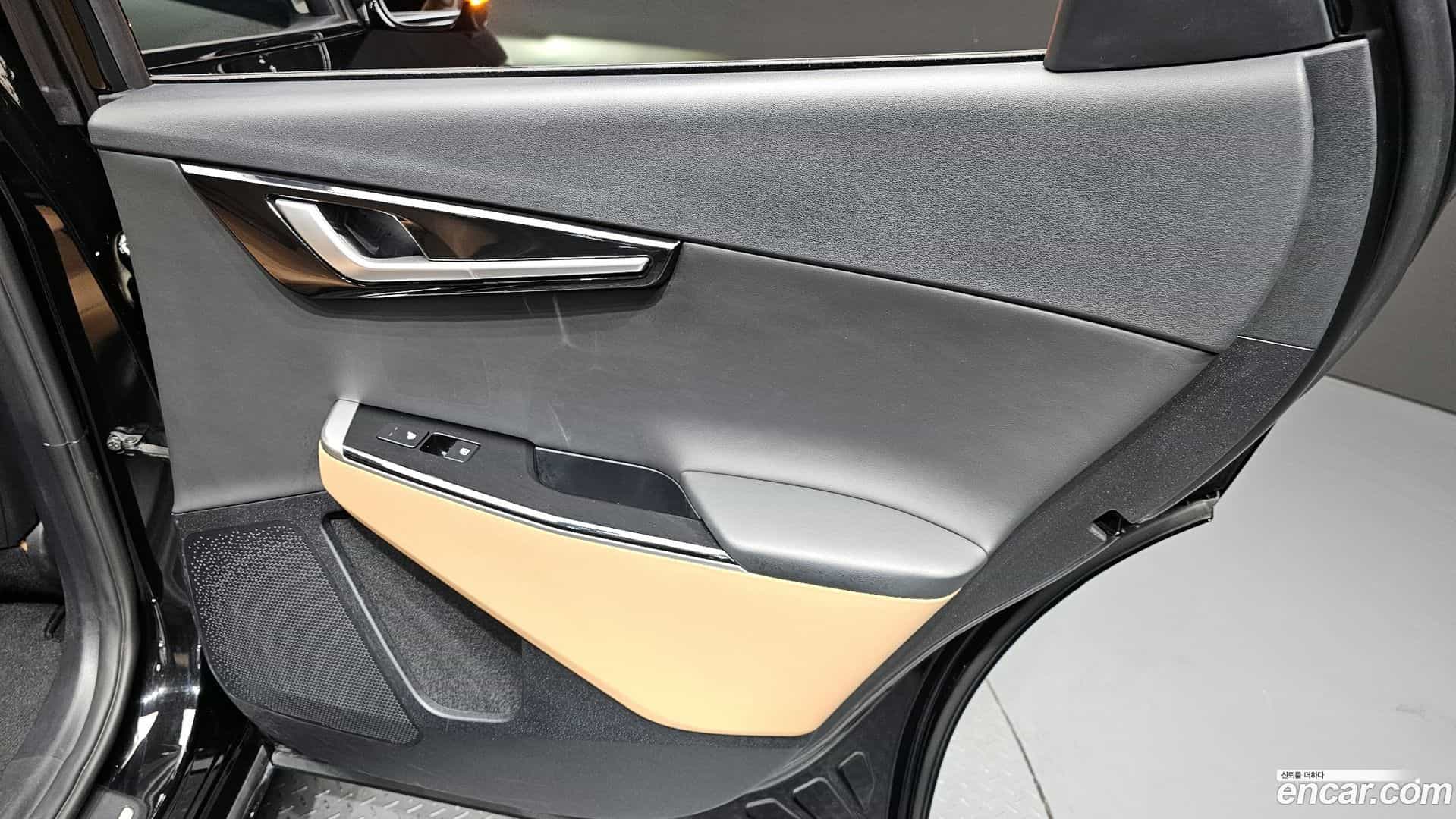 EV6 Kia 2023.3-OPTION-042