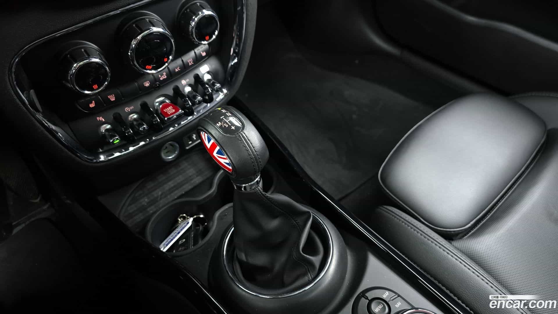 Clubman Mini 2018.9-INNER-009