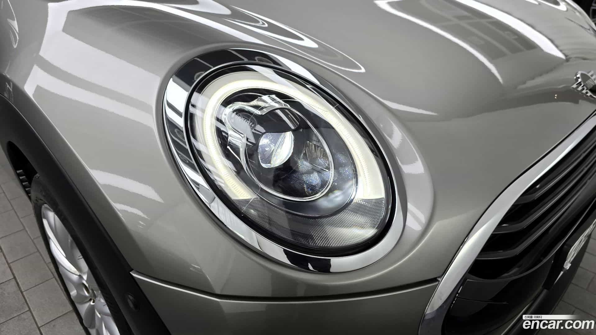 Clubman Mini 2018.9-OUTER-032