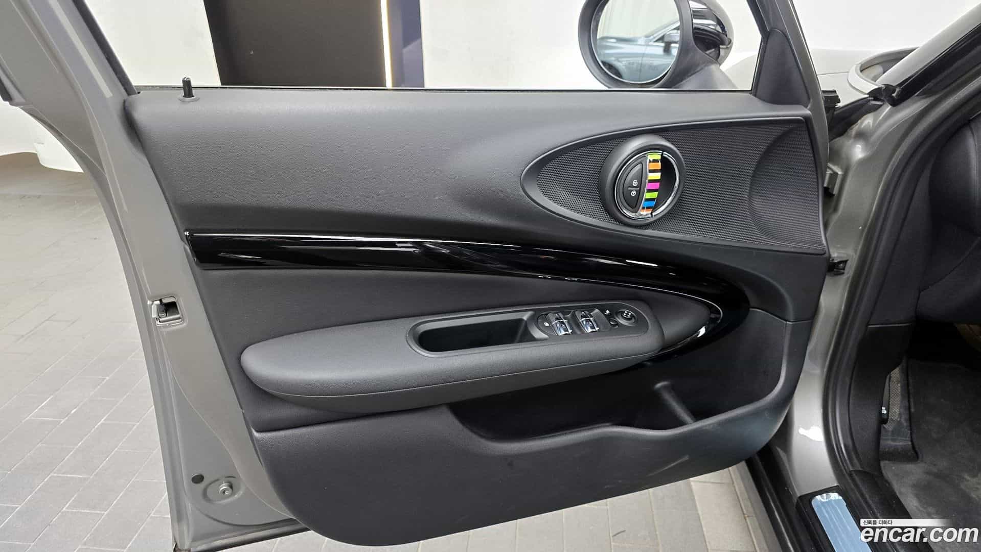 Clubman Mini 2018.9-INNER-034