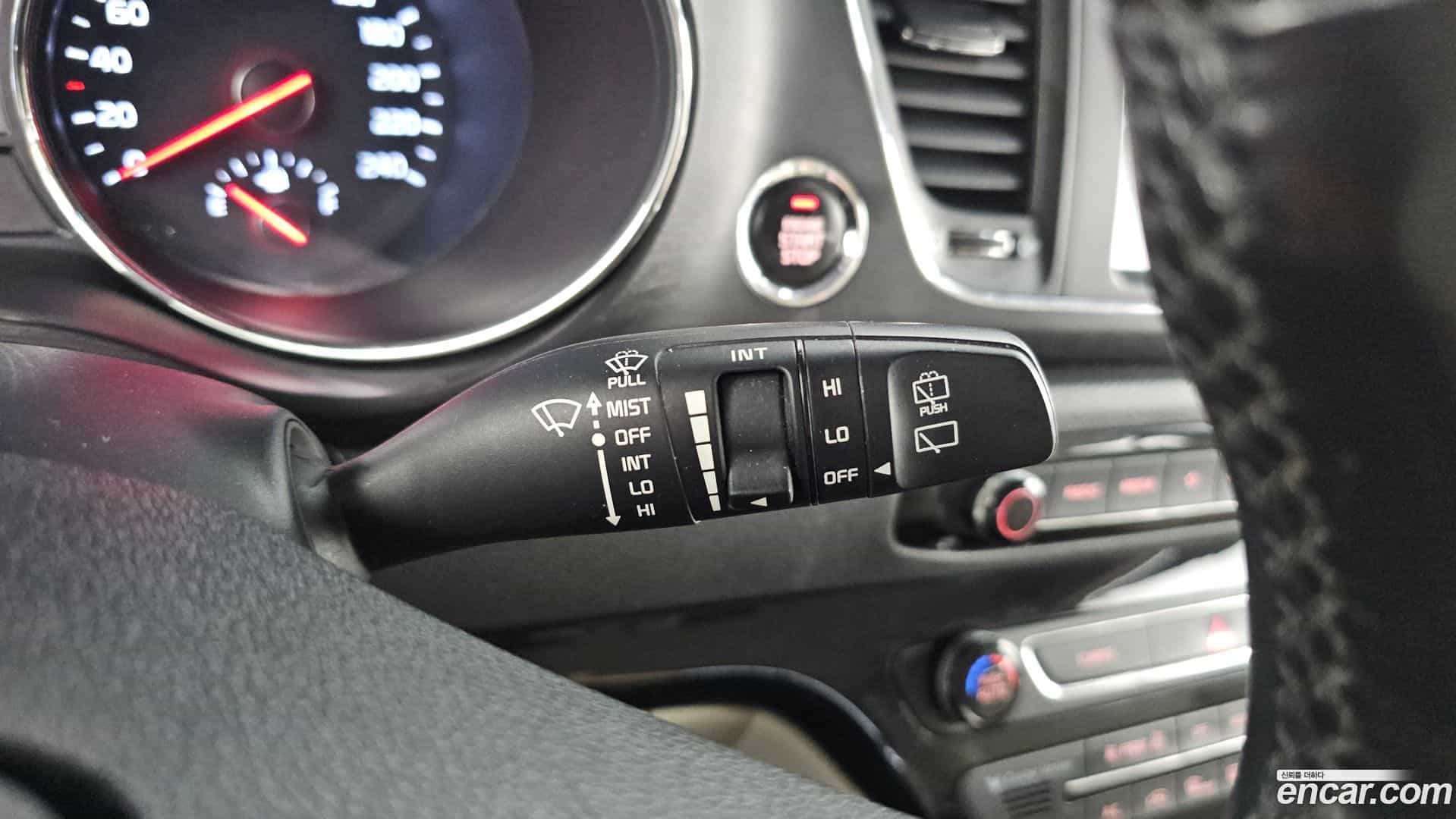Canival Kia 2019.8-OPTION-040