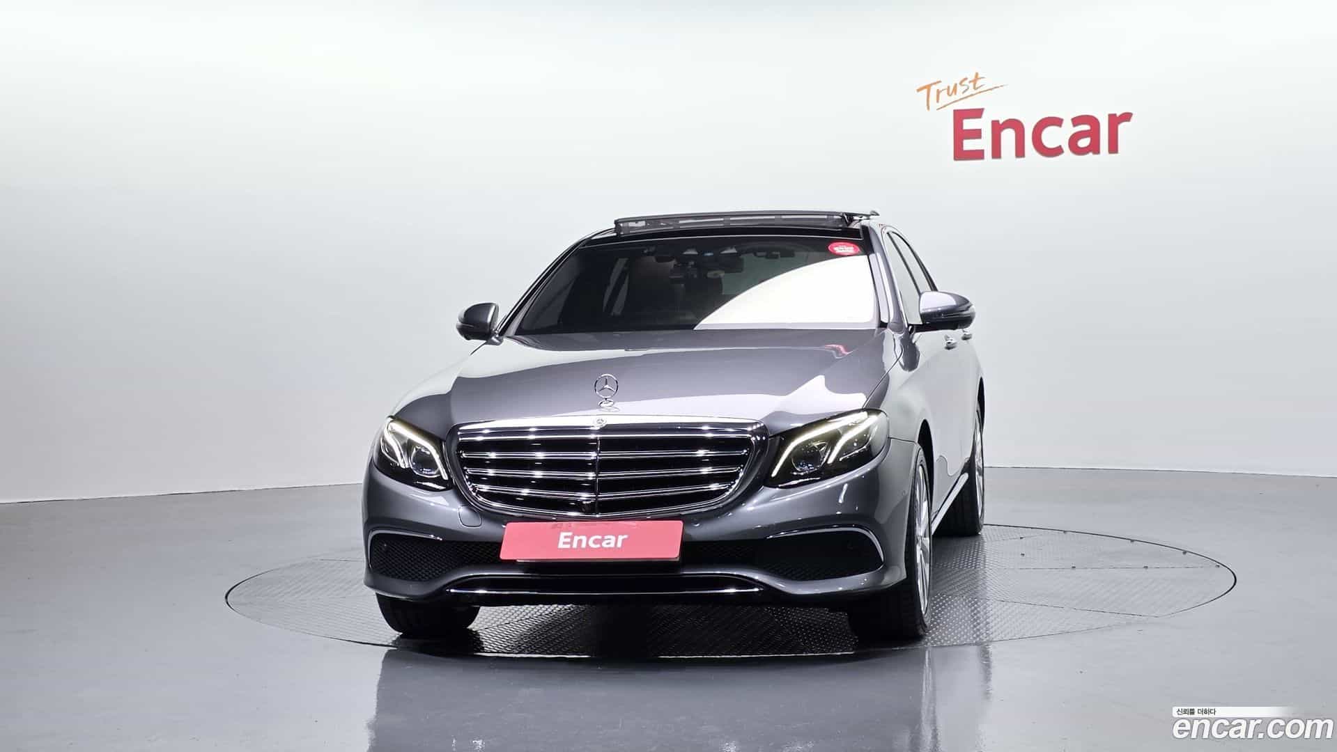 E-Class Mercedes-Benz 2019.5-OUTER-003