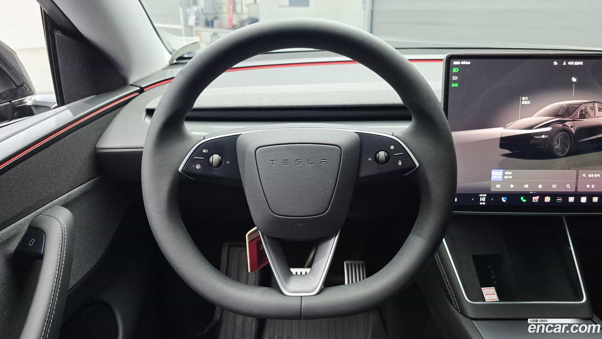 Model Y Tesla 2025.8-OPTION-017