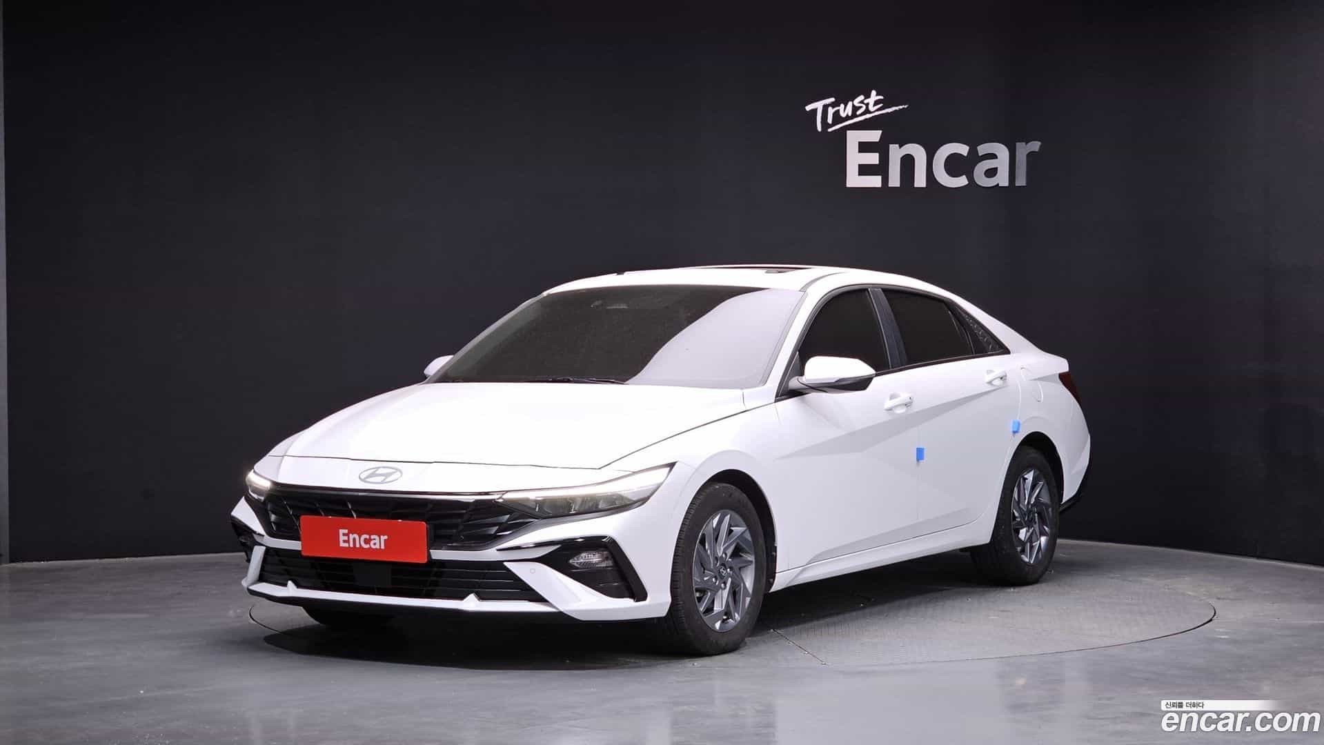 AVANTE Hyundai 2023.4-OUTER-001