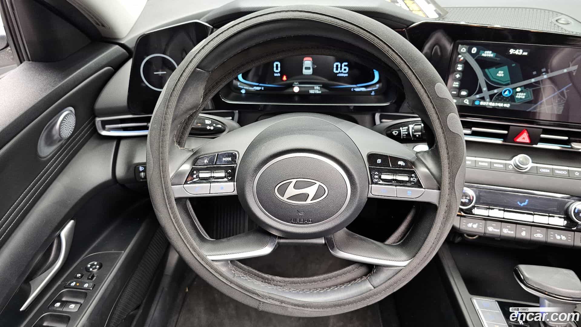 AVANTE Hyundai 2023.4-OPTION-016