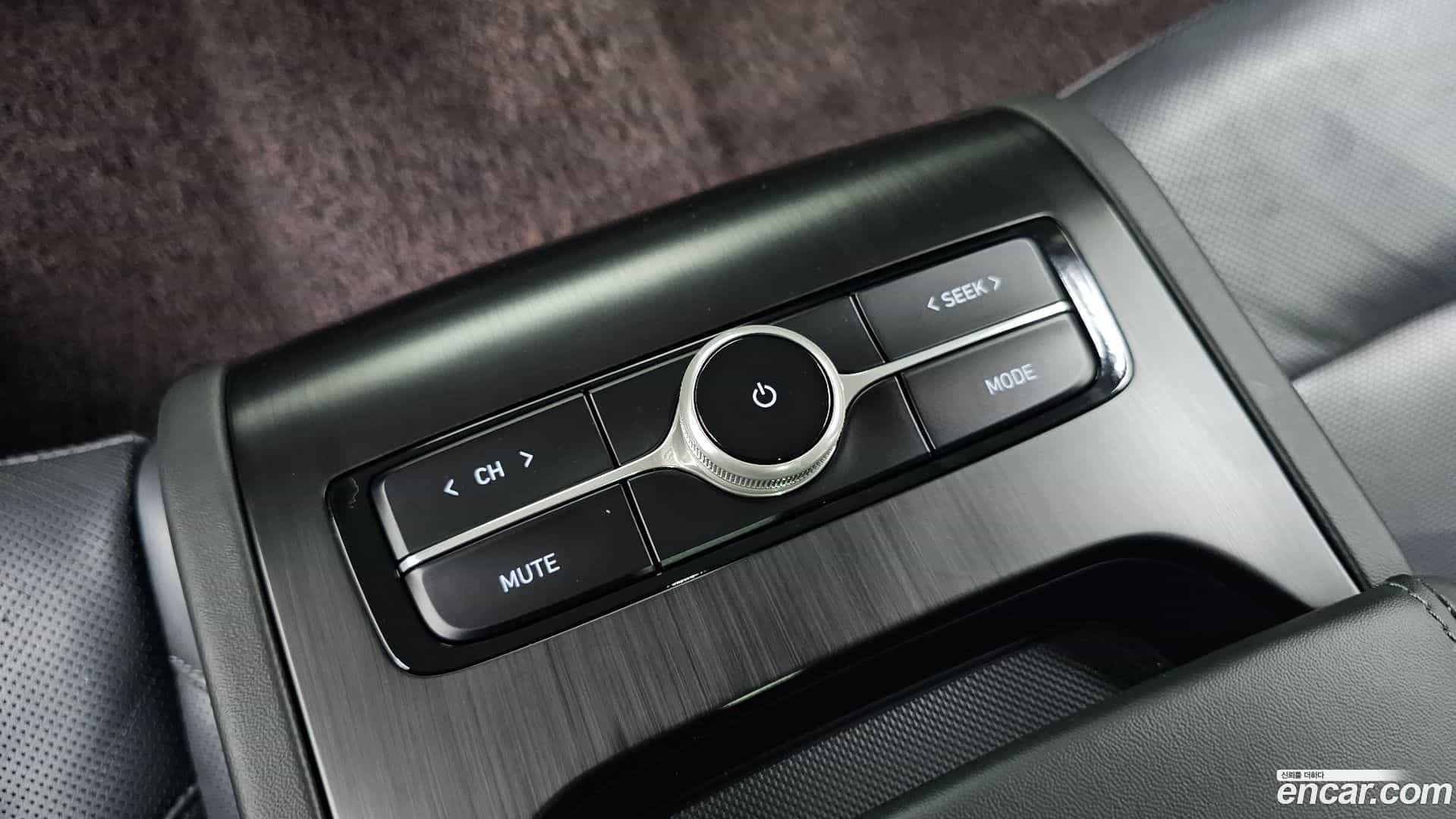 Grandeur Hyundai 2021.3-OPTION-044