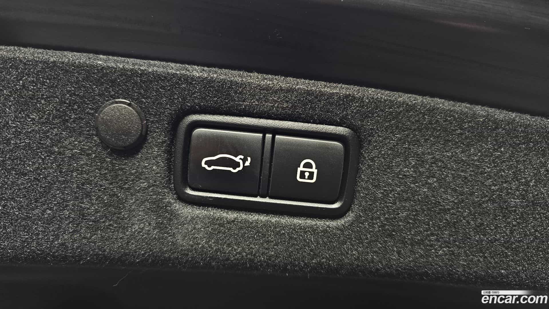 Grandeur Hyundai 2021.3-OPTION-048
