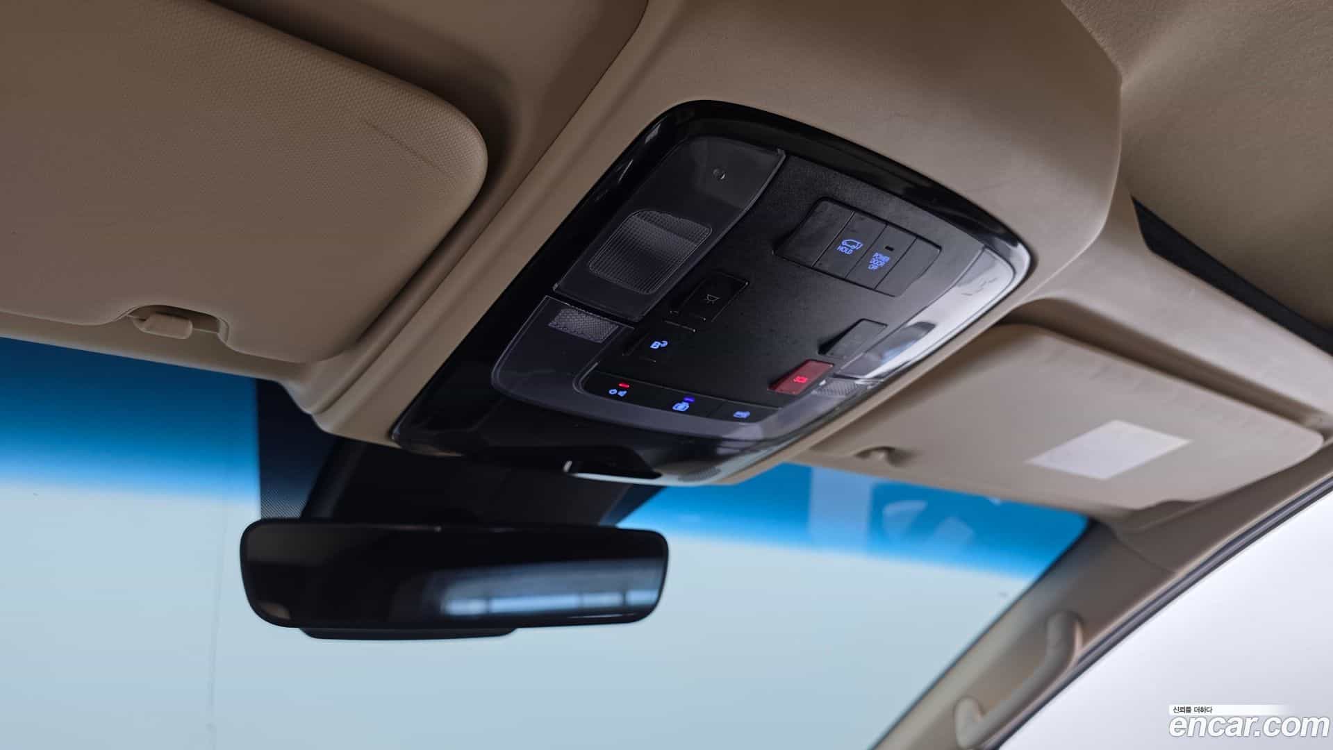Staria Hyundai 2023.1-OPTION-043