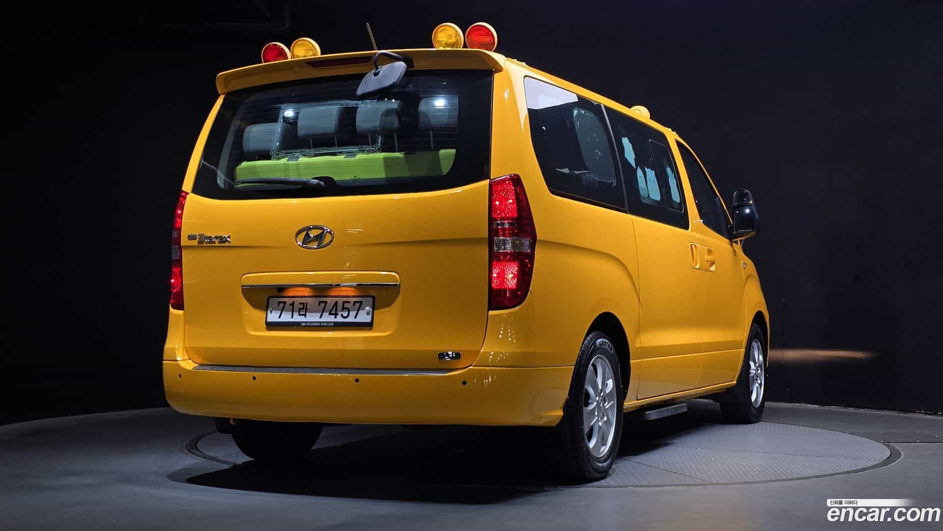 Starex Hyundai 2019.0-OUTER-002