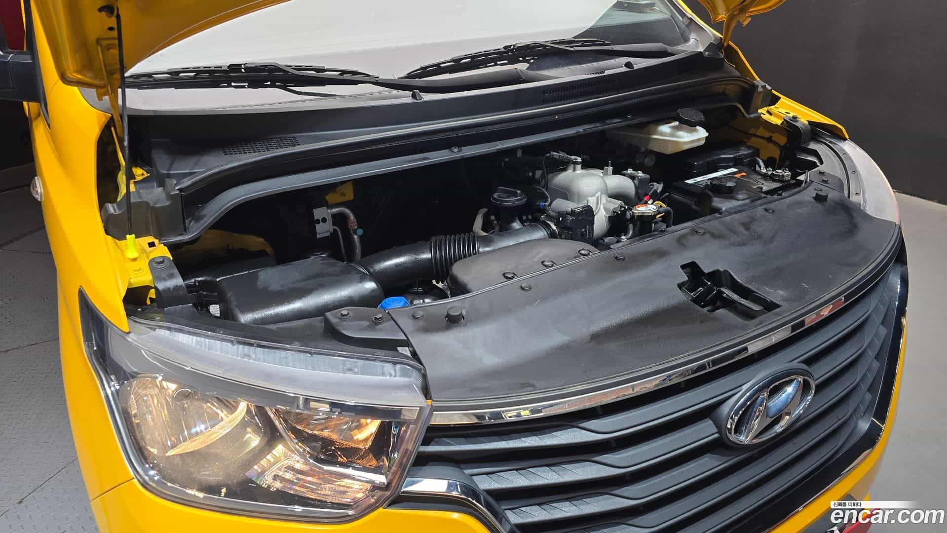 Starex Hyundai 2019.0-OUTER-006