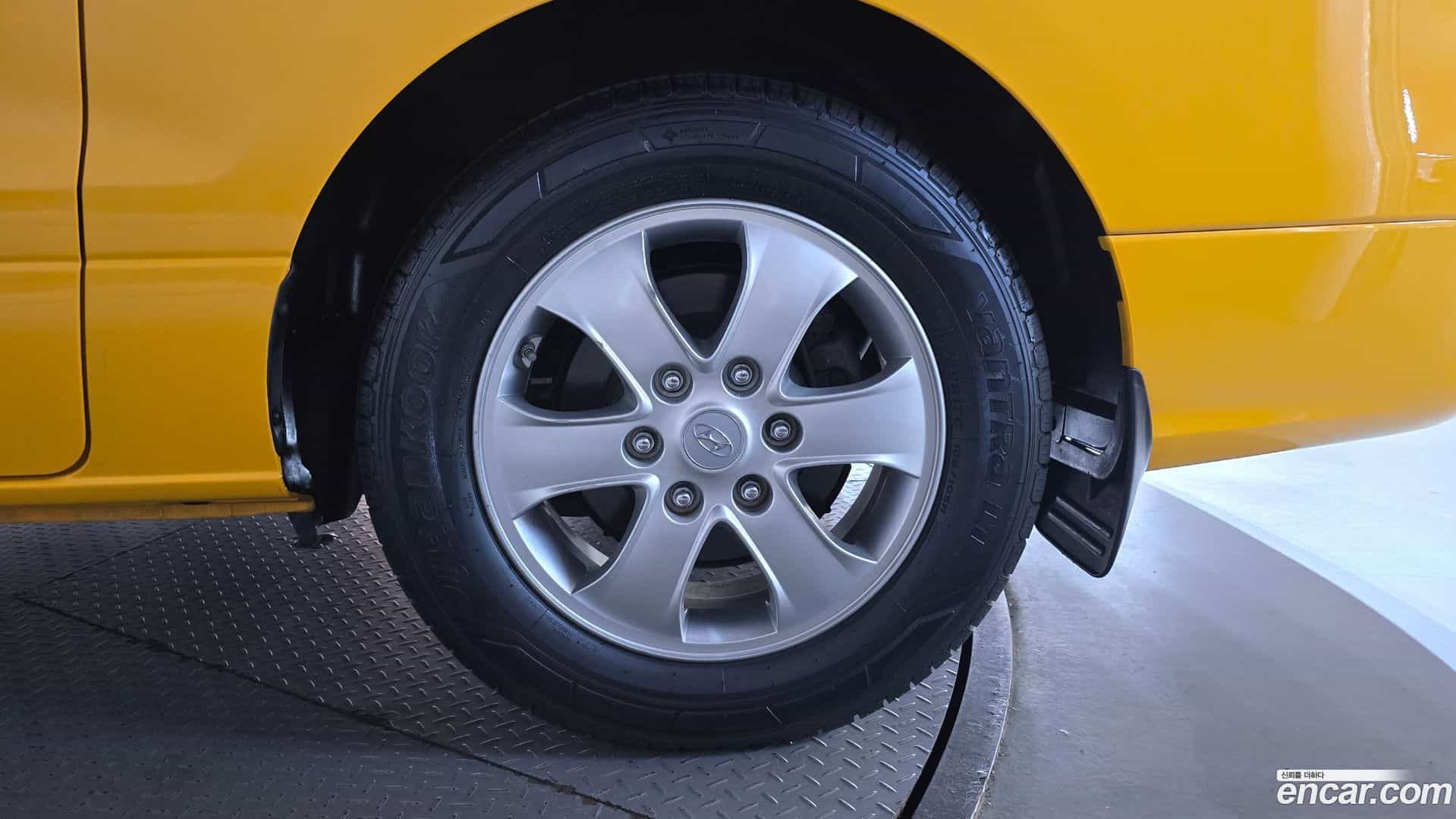 Starex Hyundai 2019.0-OUTER-031