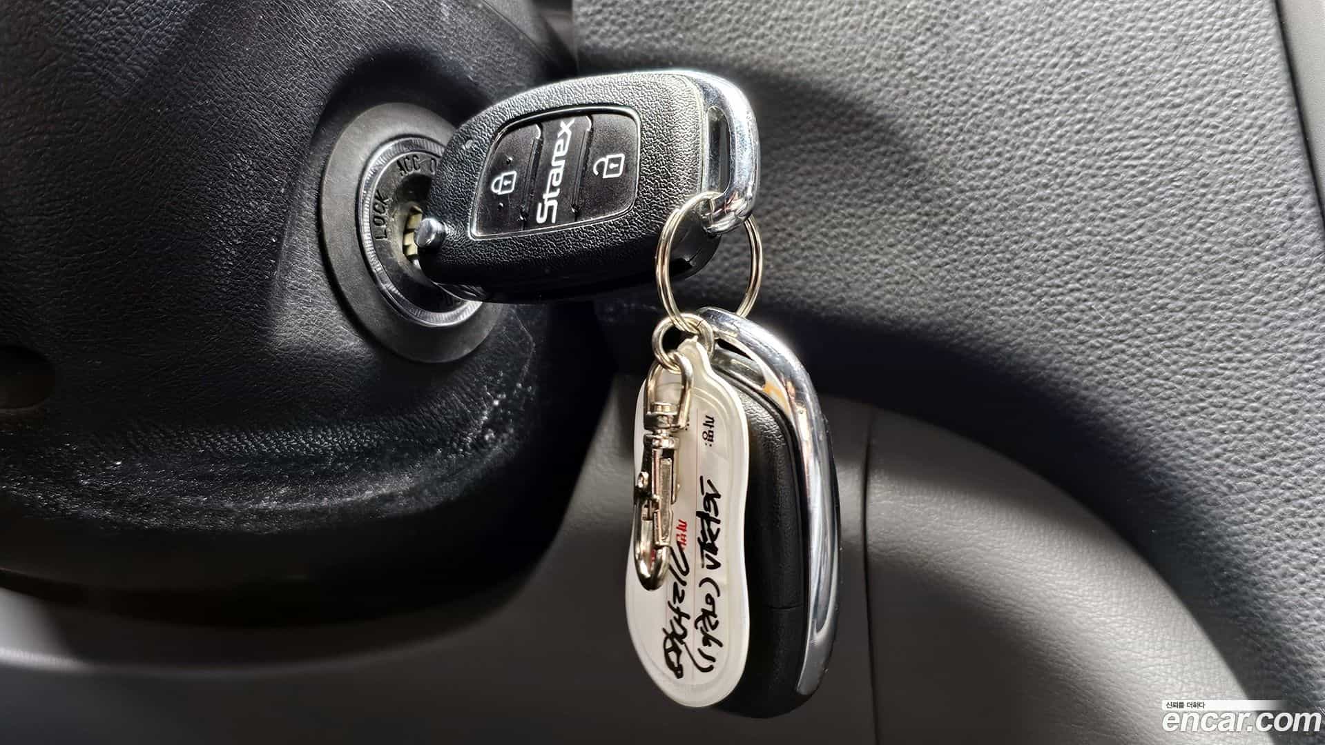 Starex Hyundai 2019.0-OPTION-041