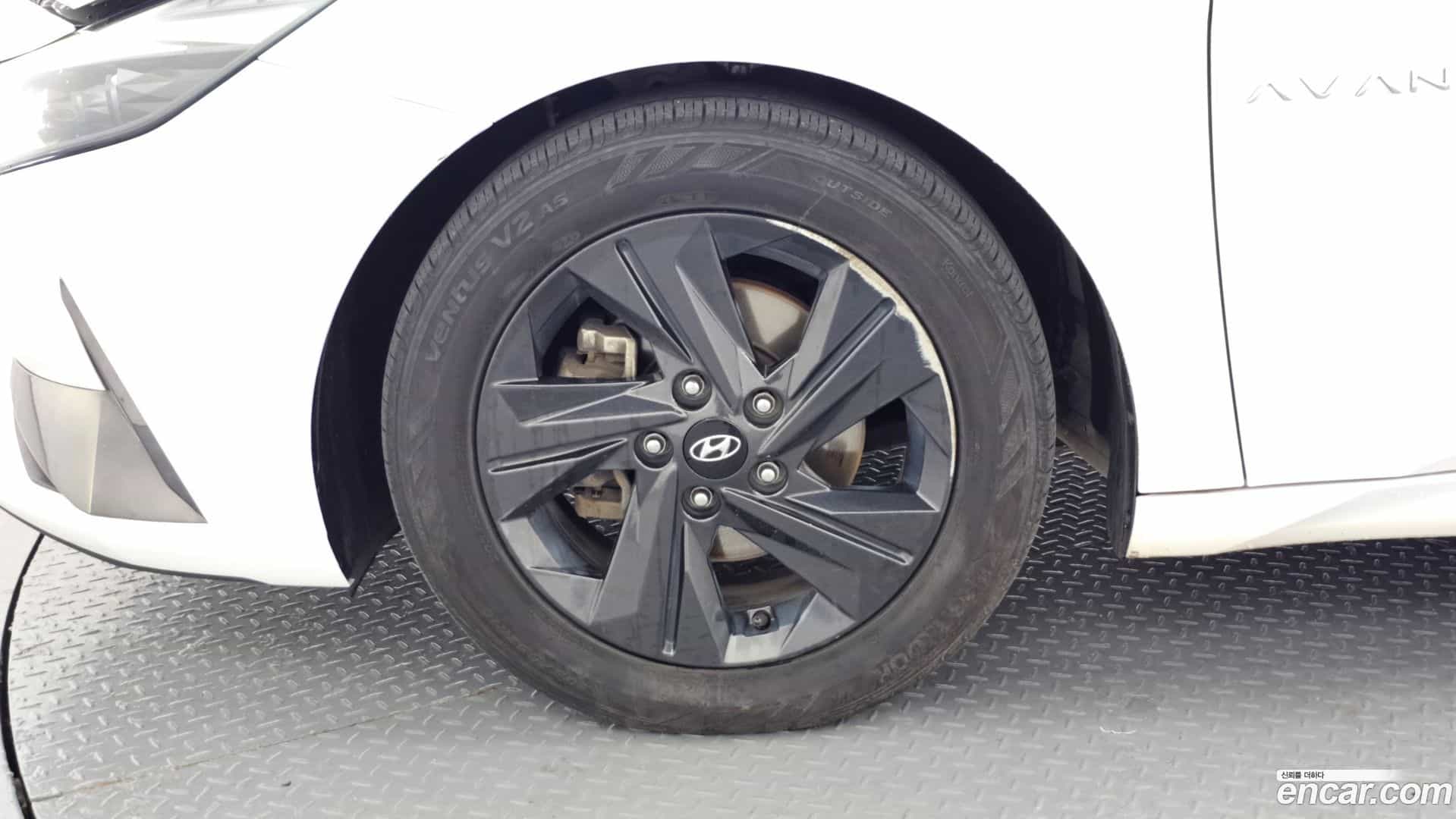 AVANTE Hyundai 2020.6-OUTER-005