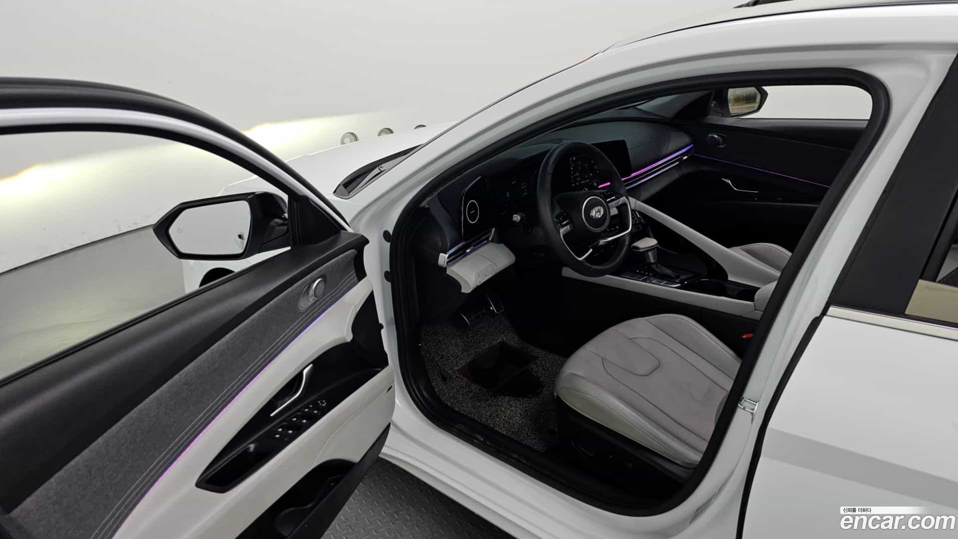 AVANTE Hyundai 2020.6-INNER-010
