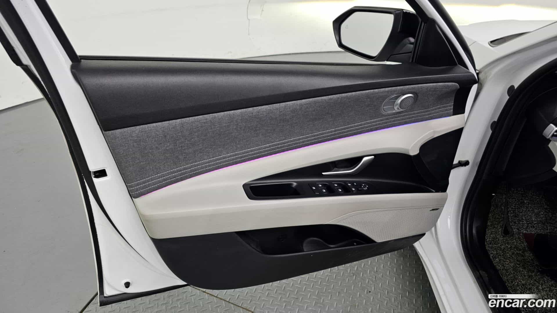 AVANTE Hyundai 2020.6-INNER-034