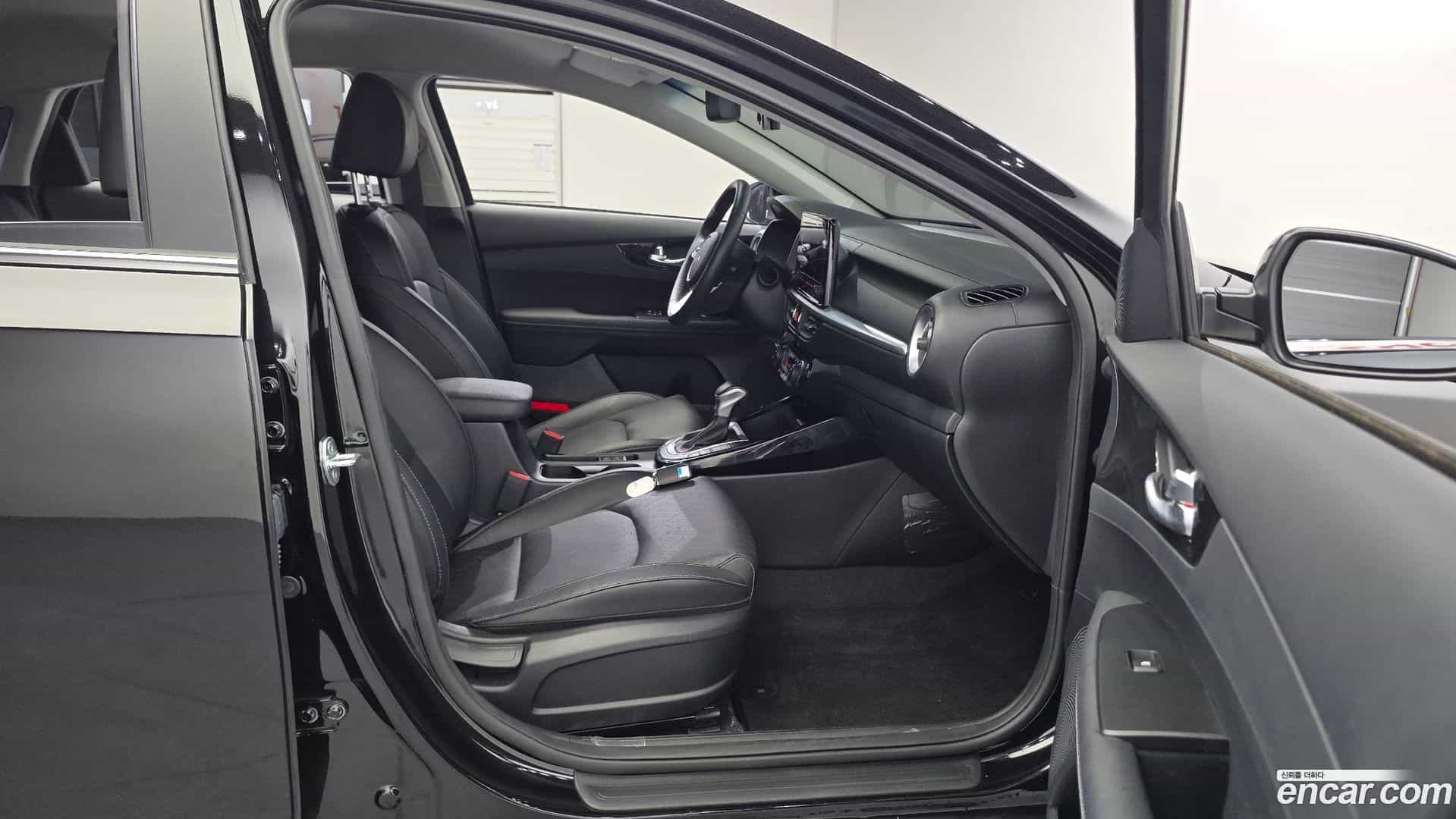K3 Kia 2024.6-OPTION-016