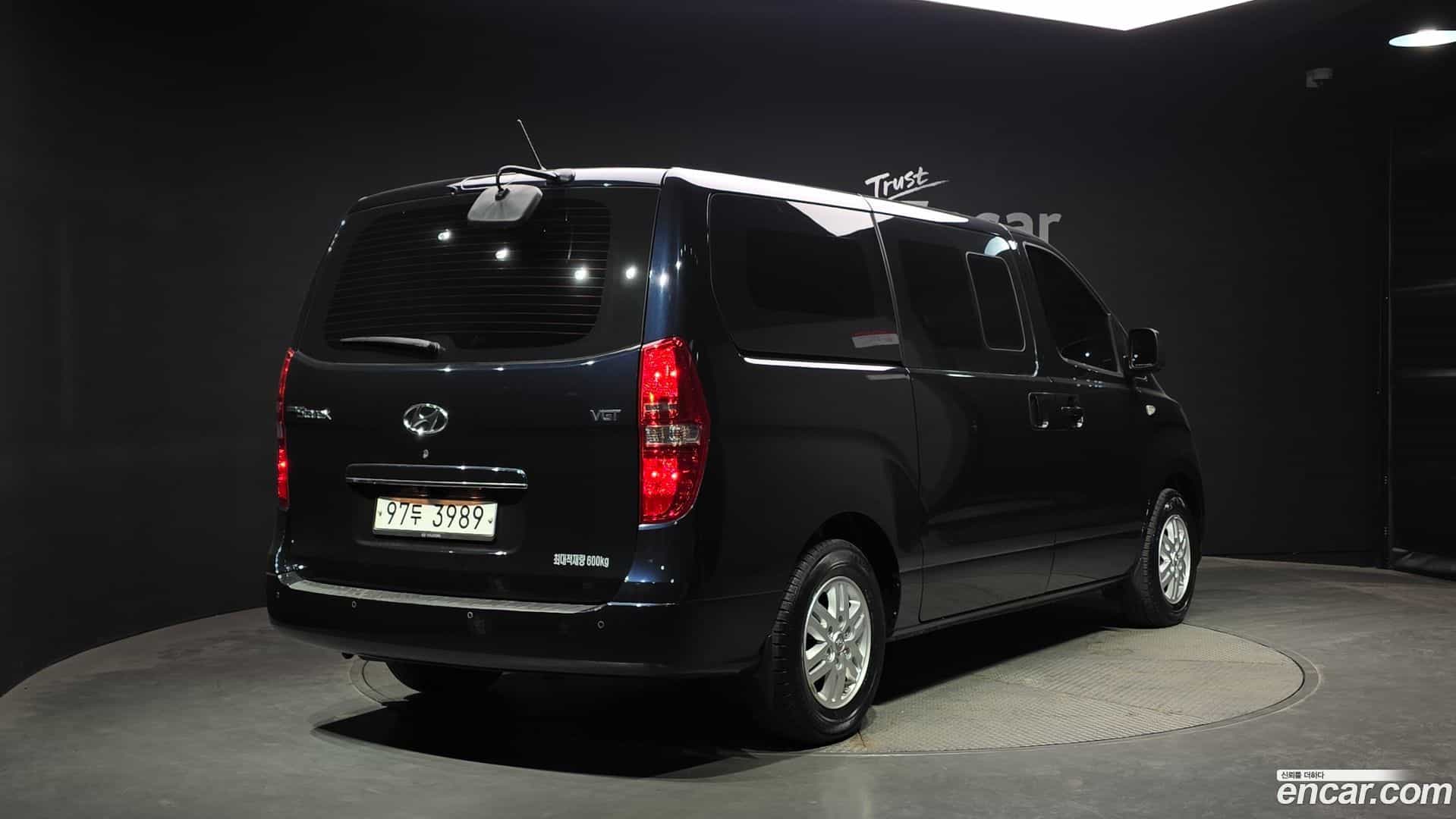 Starex Hyundai 2019.6-OUTER-002