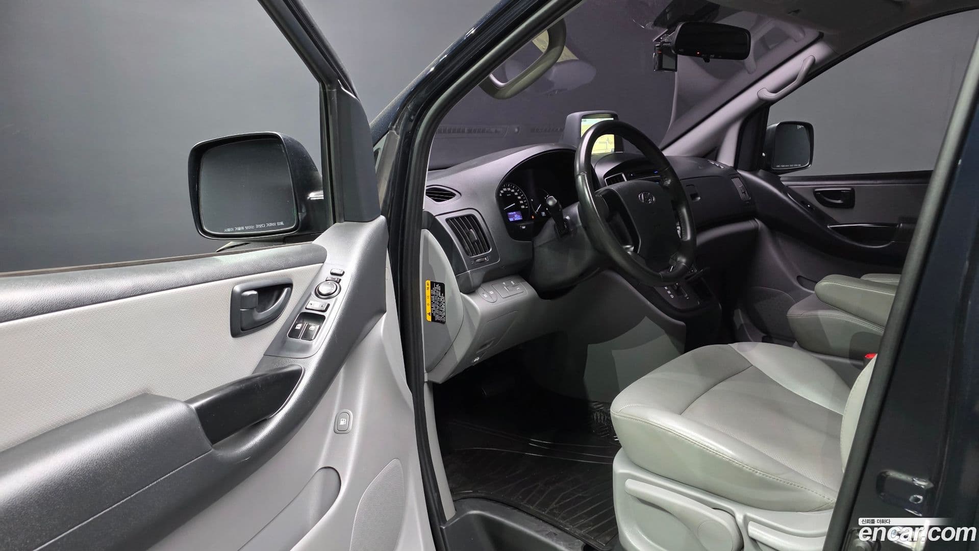Main__Slider__Photo:Starex Hyundai 2019.6-9